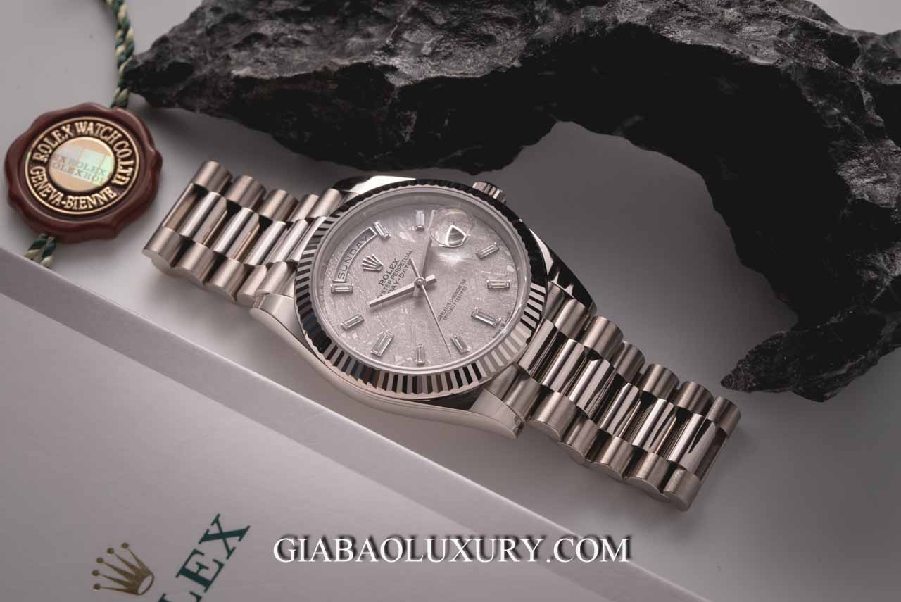 Đồng hồ Rolex Day-Date 228239-0055 Mặt Số Đá Thiên Thạch