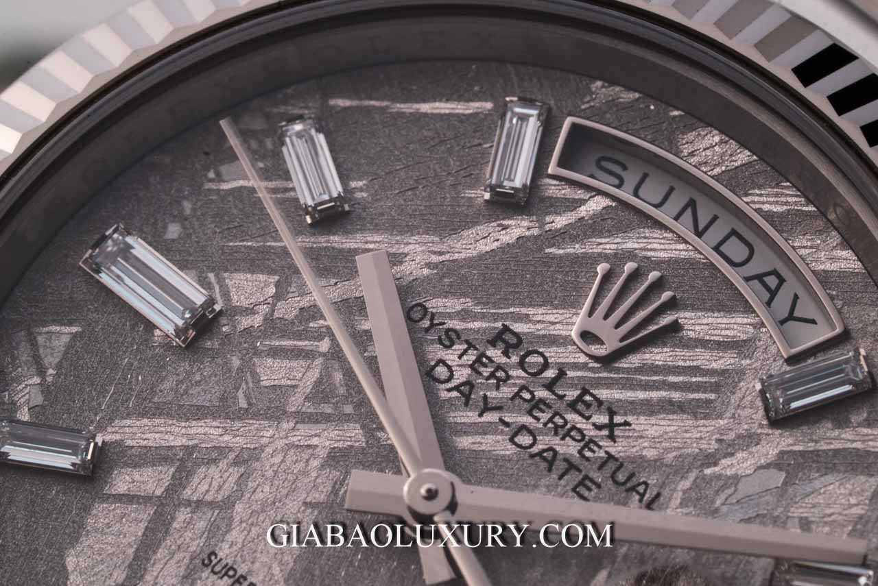 Đồng hồ Rolex Day-Date 228239-0055 Mặt Số Đá Thiên Thạch
