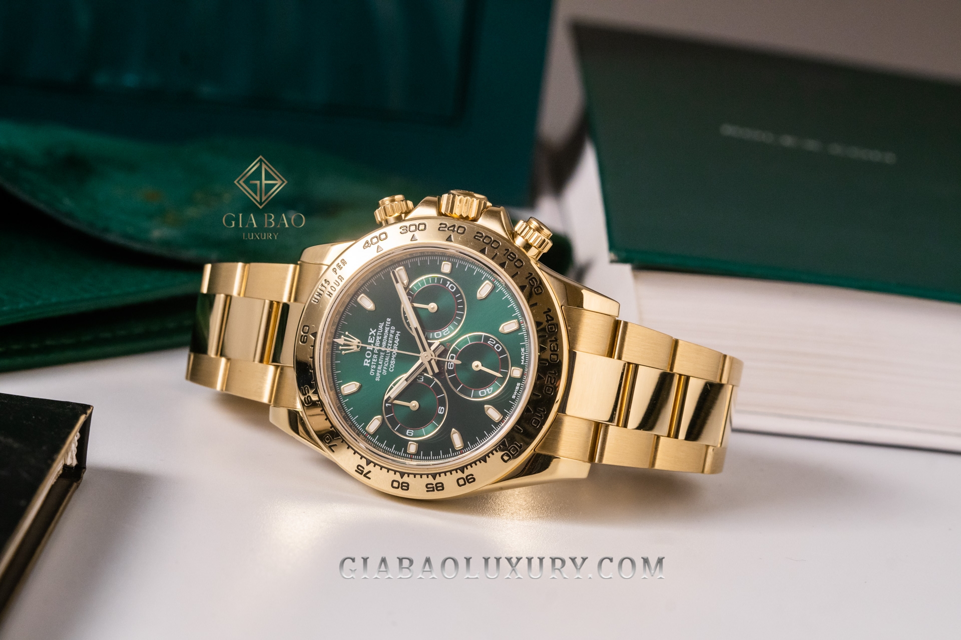 Đồng Hồ Rolex Cosmograph Daytona 116508 Mặt Số Xanh Lá