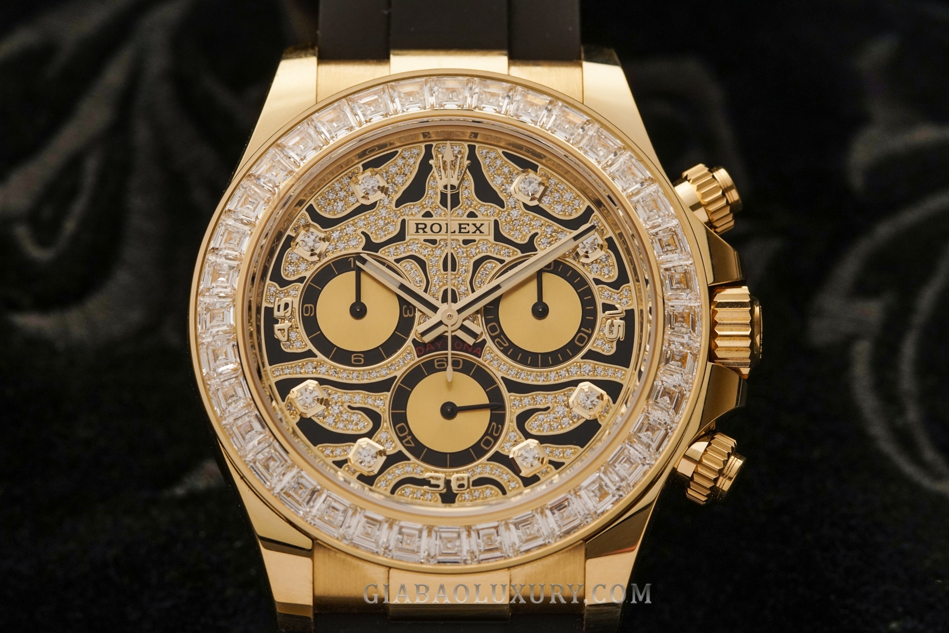 Review đồng hồ Rolex Cosmograph Daytona 116588TBR Eye of Tiger đầu tiên tại Việt Nam