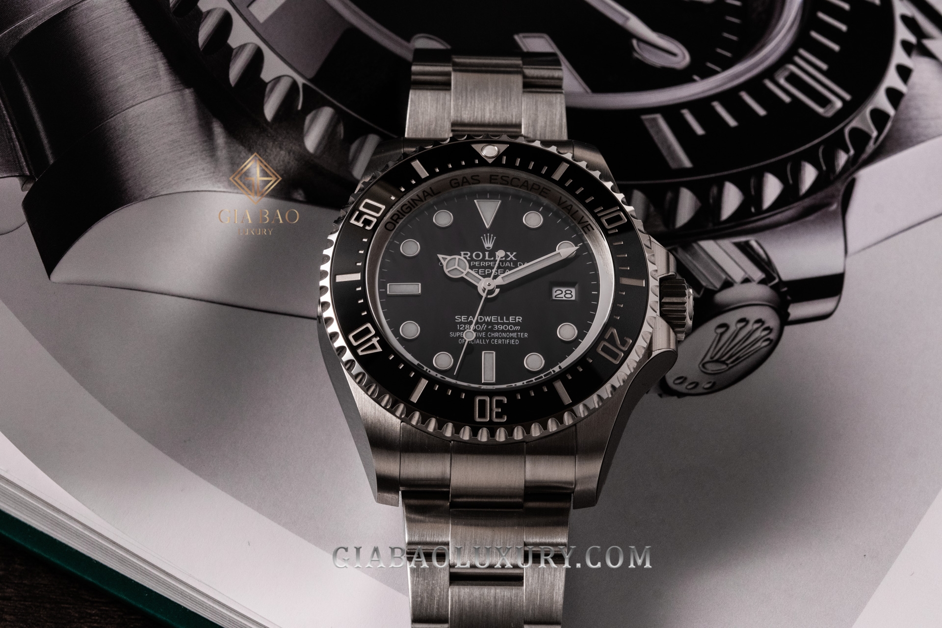 Đồng hồ Rolex Deepsea 126660 Mặt Số Đen