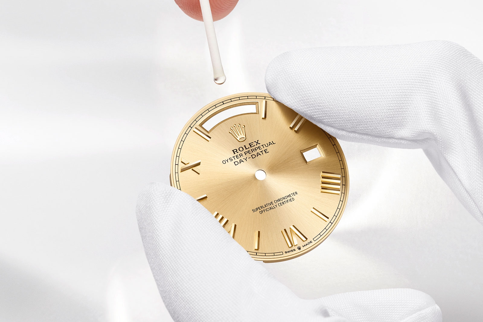 Giải mã quy trình sản xuất mặt số tại Rolex