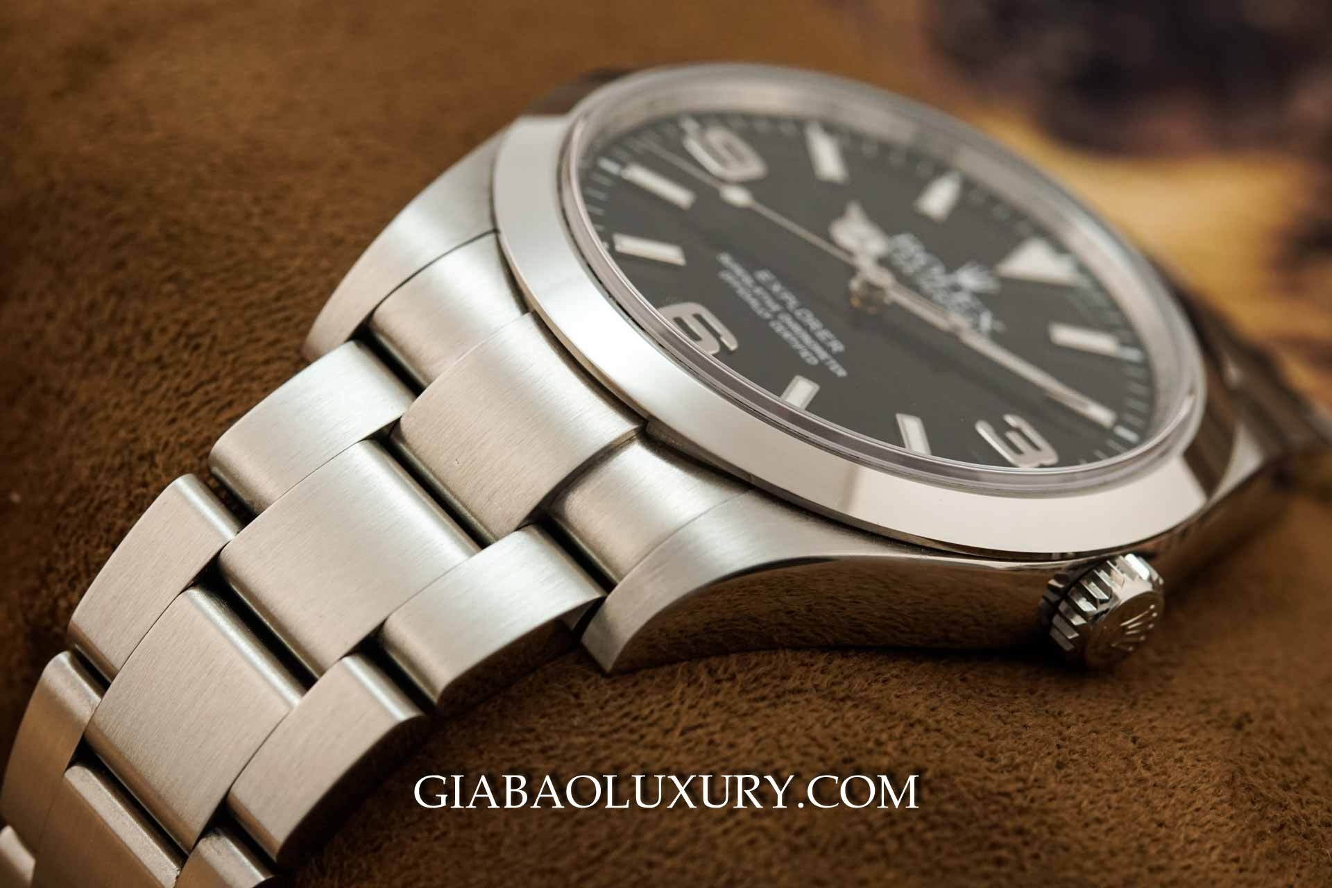 Review đồng hồ Rolex Explorer 214270