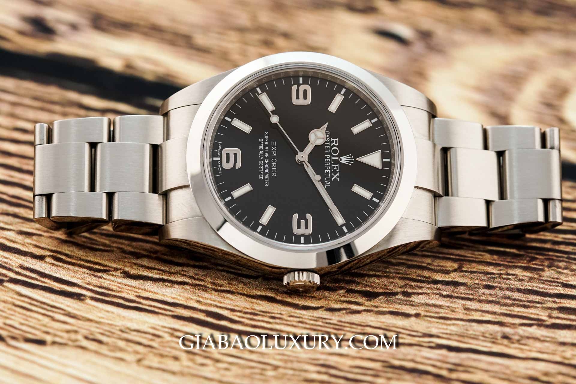 Review đồng hồ Rolex Explorer 214270