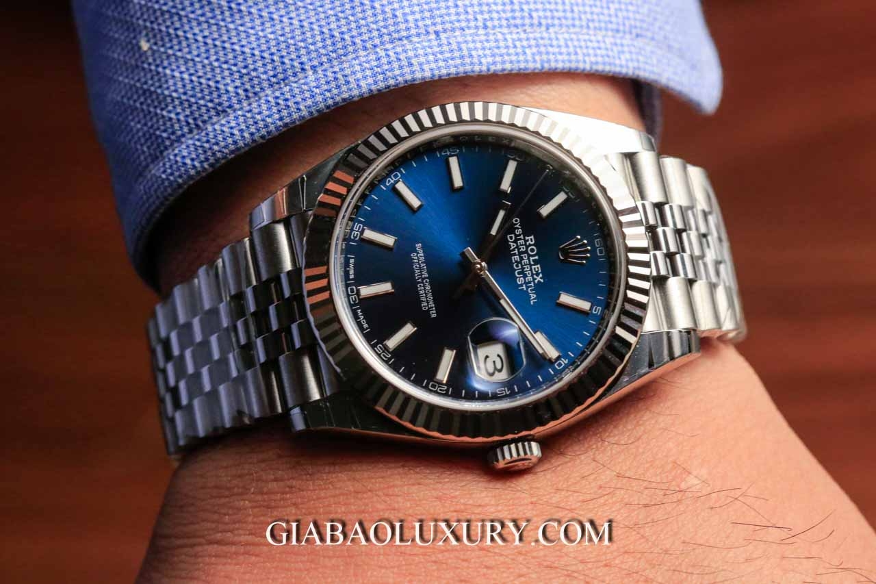 Đồng Hồ Rolex Datejust 126334 Mặt Số Xanh