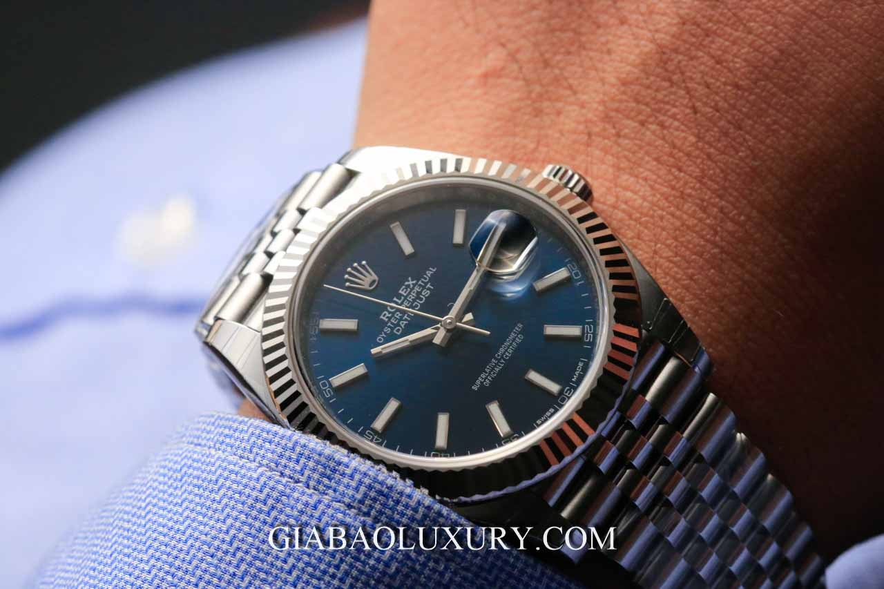 Đồng Hồ Rolex Datejust 126334 Mặt Số Xanh