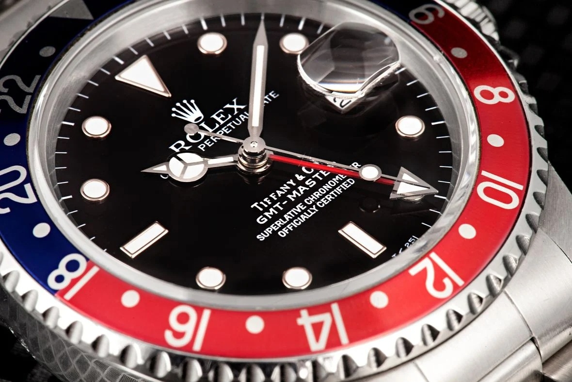 Đừng để tiền rơi: Bạn có từng bỏ qua đồng hồ Rolex có mặt số Tiffany & Co.?