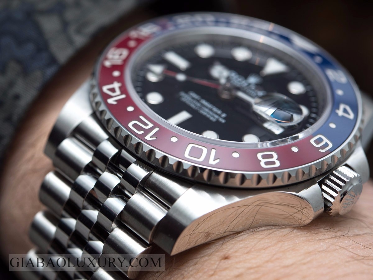 ROLEX GMT-MASTER II 126710BLRO