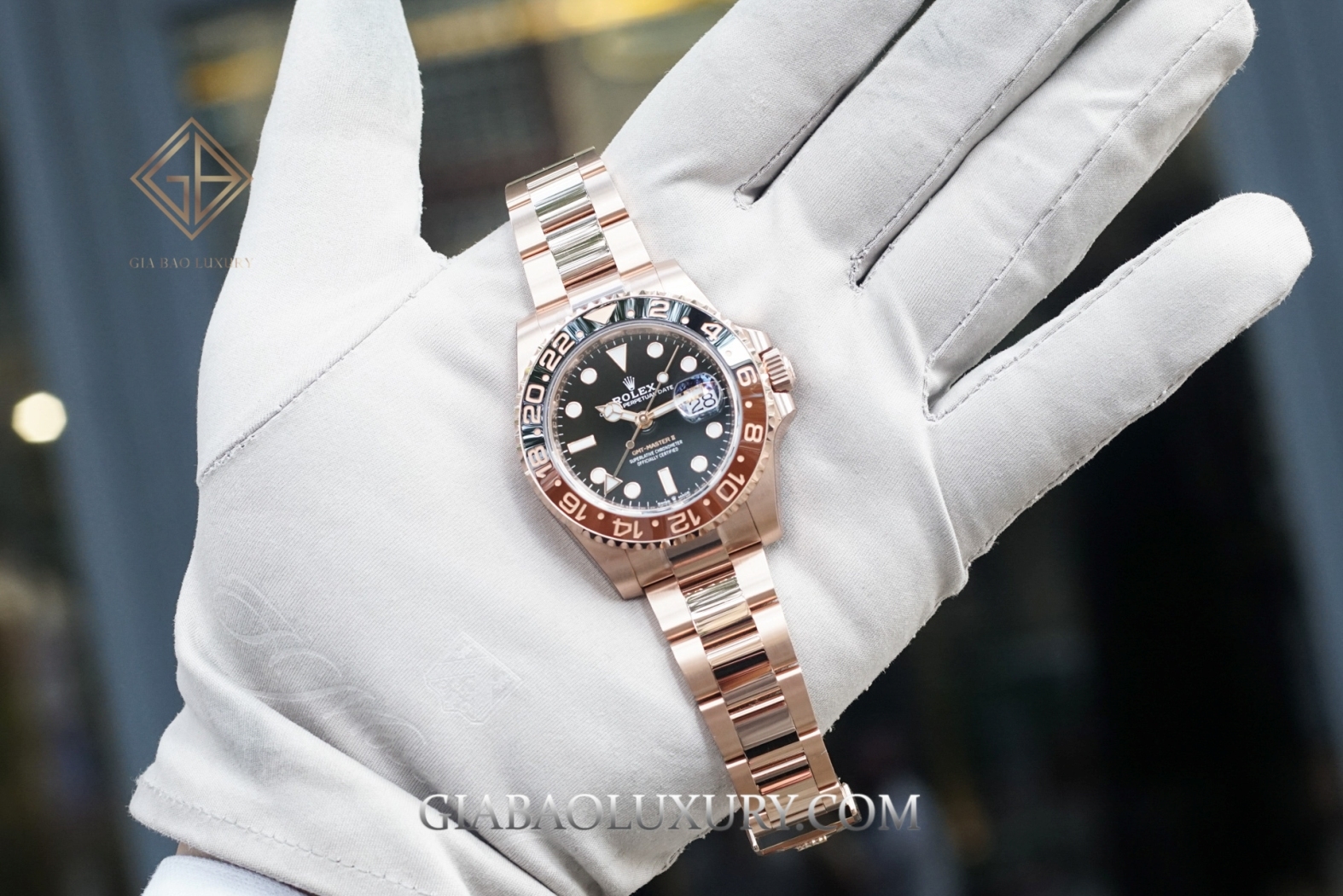 Đồng Hồ Rolex GMT-Master II 126715CHNR