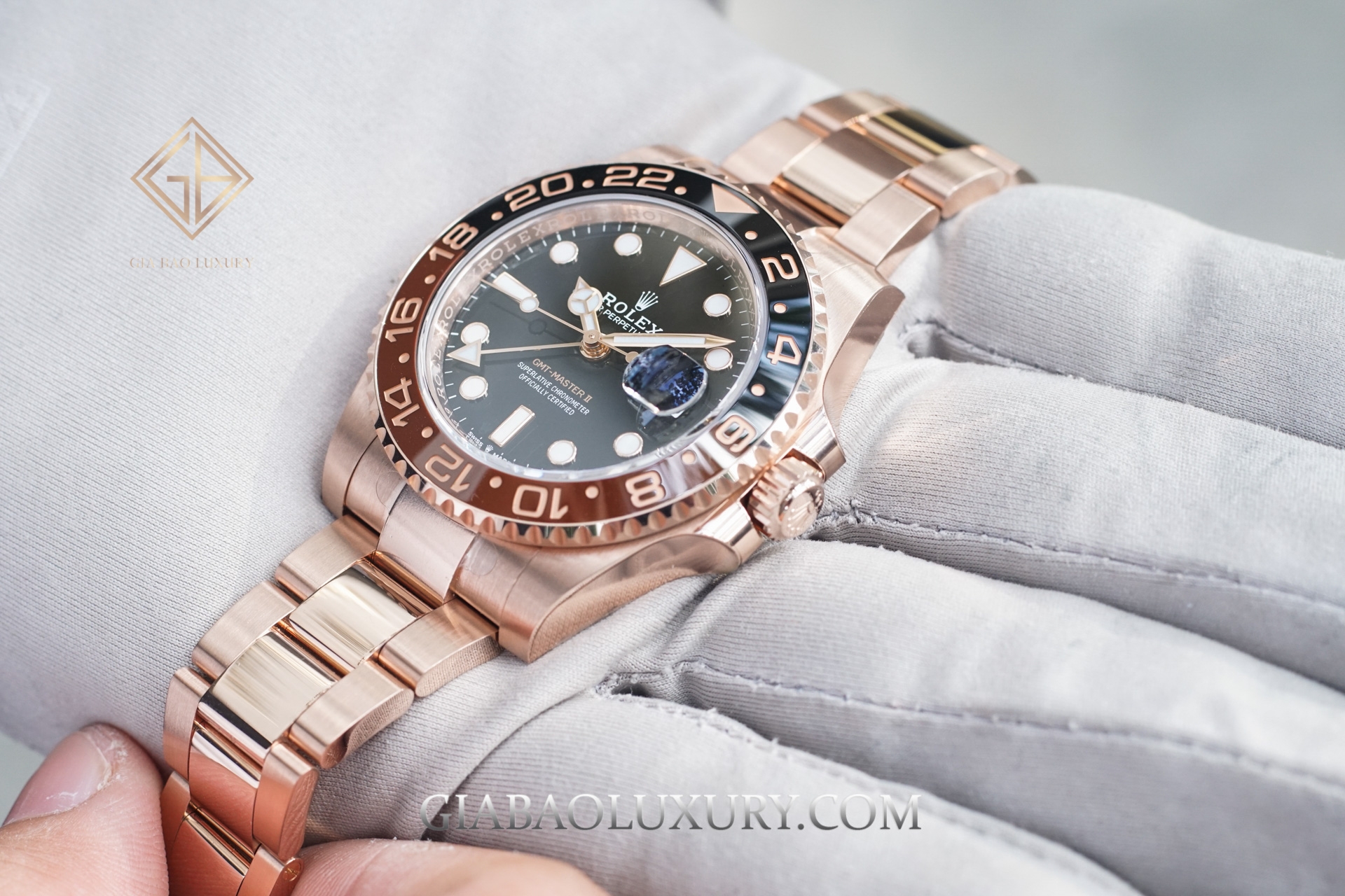 Đồng Hồ Rolex GMT-Master II 126715CHNR