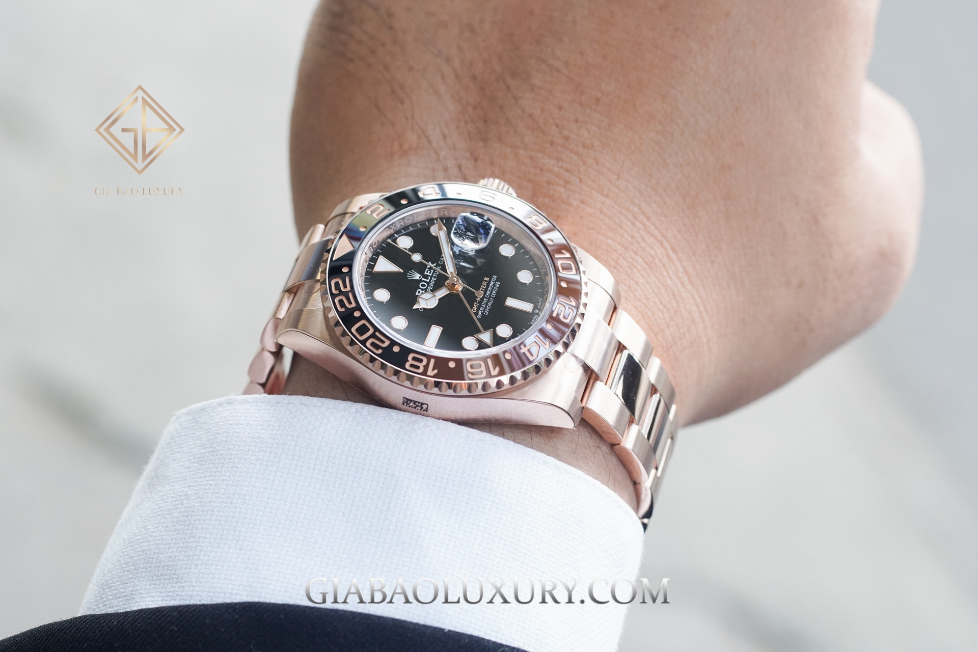 Đồng Hồ Rolex GMT-Master II 126715CHNR