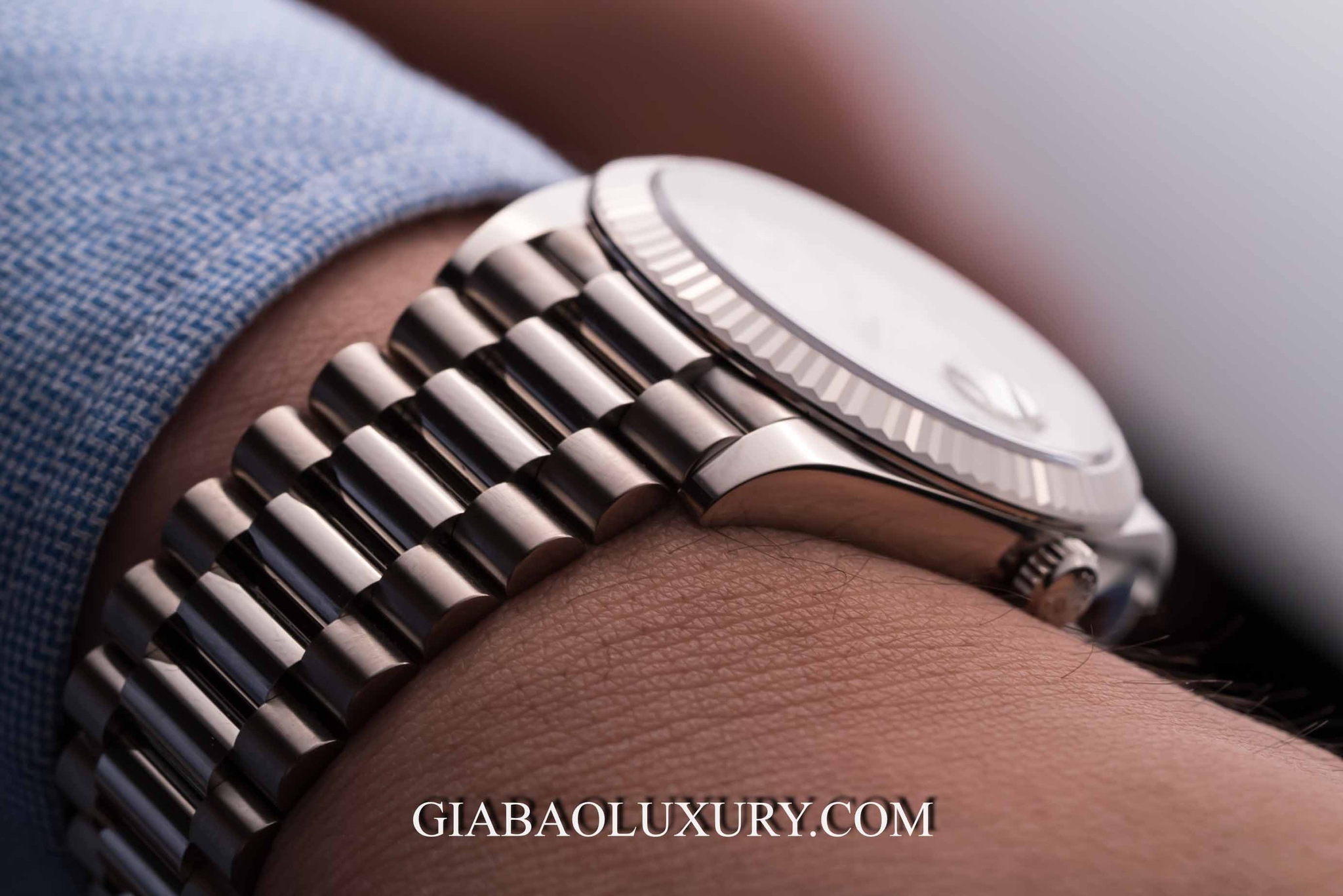 Đồng hồ Rolex Day-Date 228239-0055 Mặt Số Đá Thiên Thạch