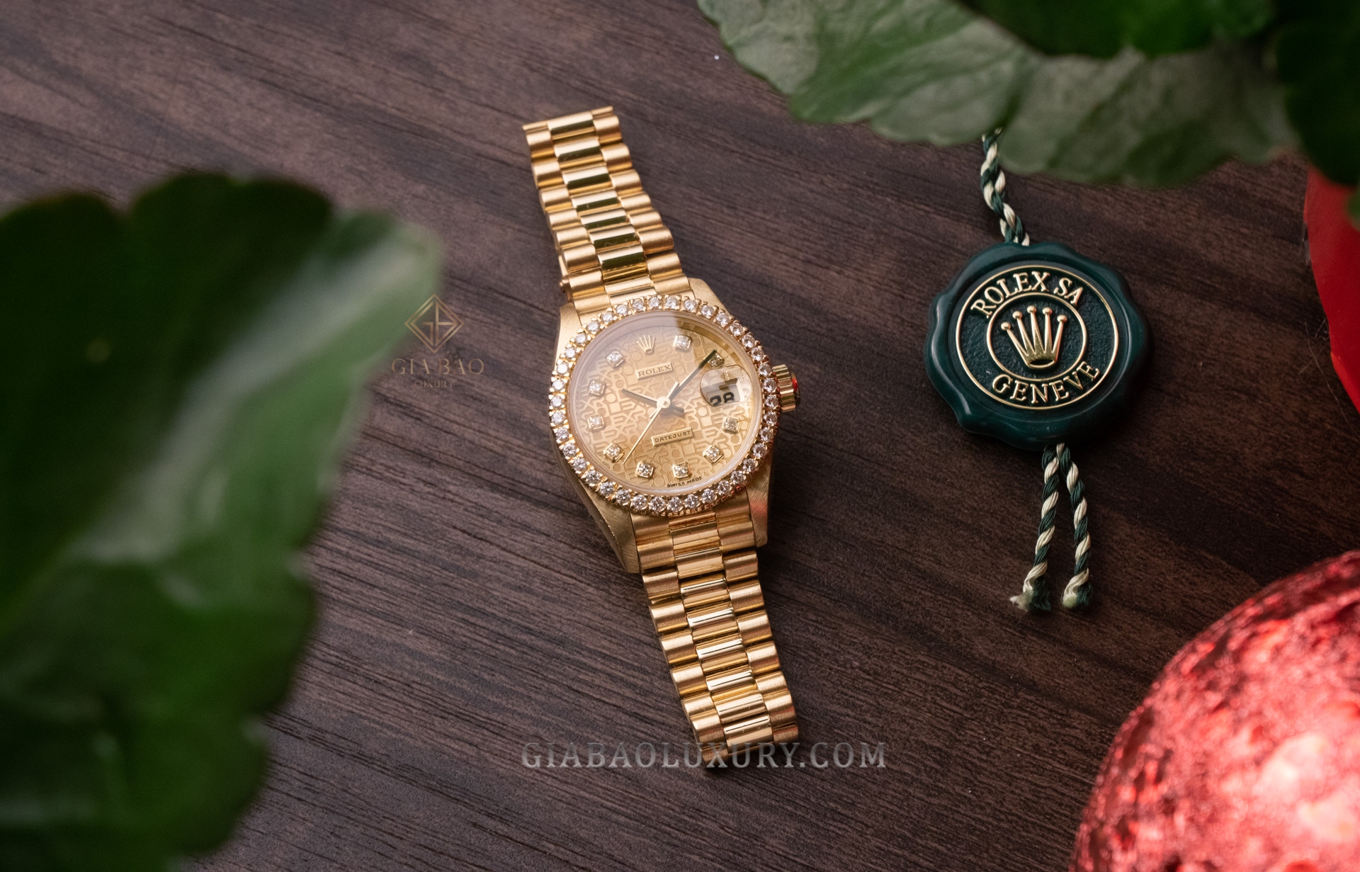 Đồng hồ Rolex Oyster Perpetual Datejust 69178 Mặt số vi tính vàng Champagne