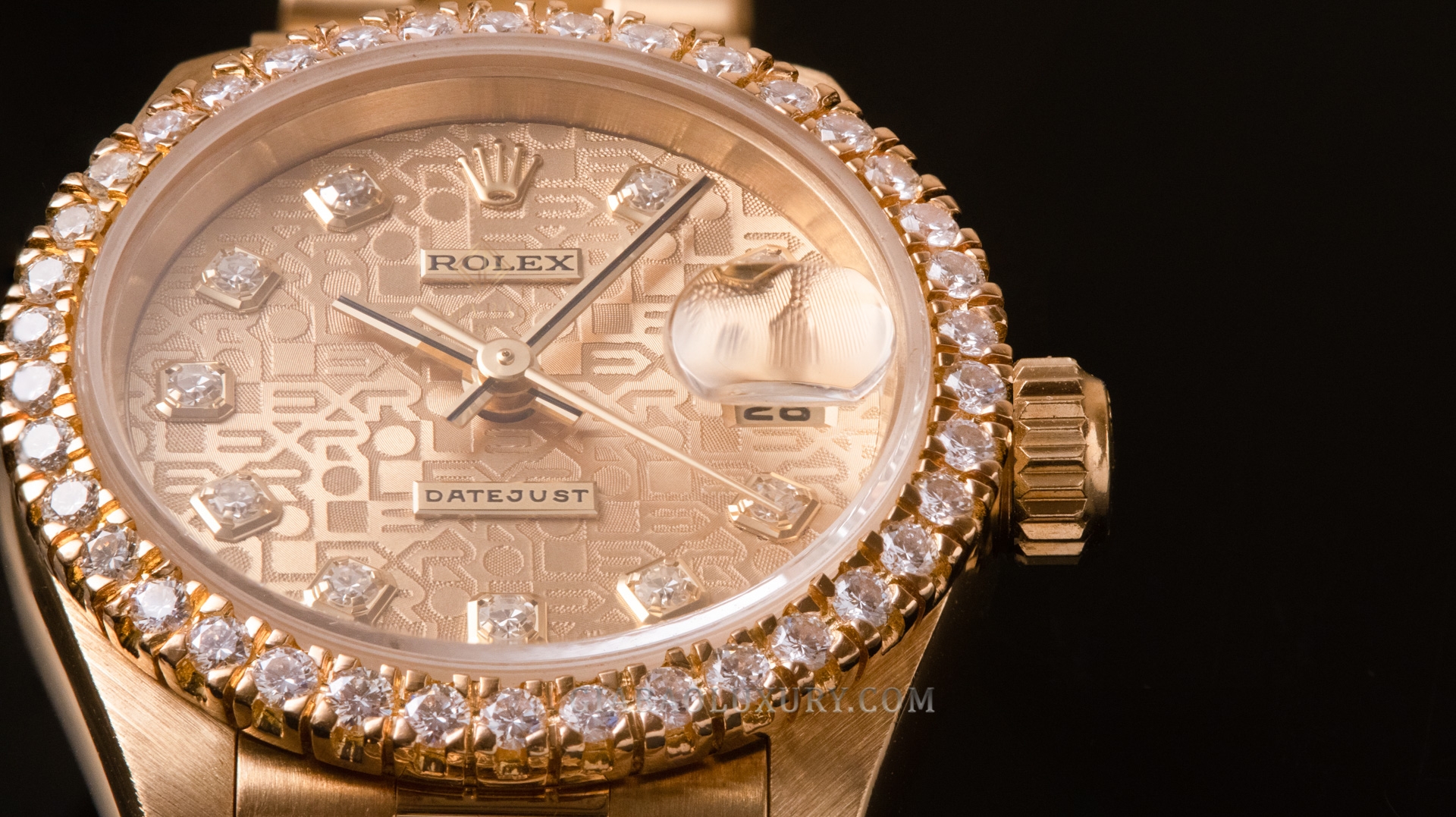 Đồng hồ Rolex Oyster Perpetual Datejust 69178 Mặt số vi tính vàng Champagne