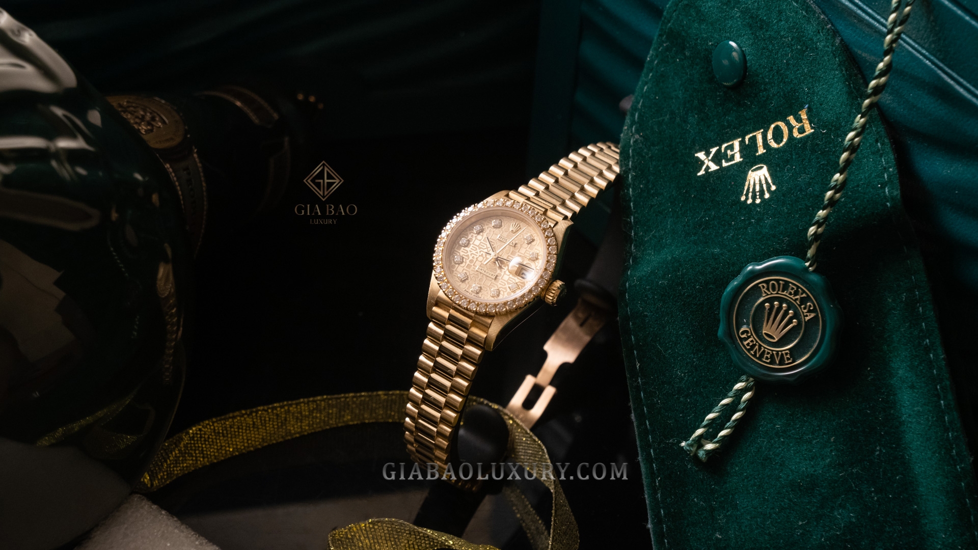 Đồng hồ Rolex Oyster Perpetual Datejust 69178 Mặt số vi tính vàng Champagne