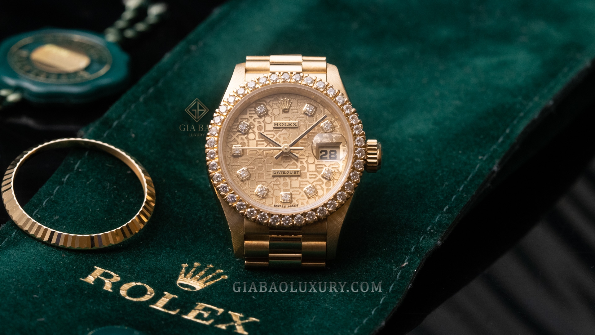 Đồng hồ Rolex Oyster Perpetual Datejust 69178 Mặt số vi tính vàng Champagne