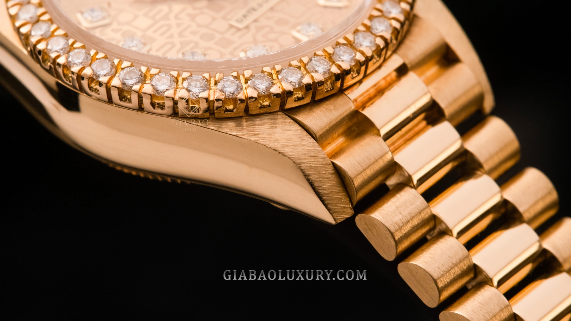 Đồng hồ Rolex Oyster Perpetual Datejust 69178 Mặt số vi tính vàng Champagne