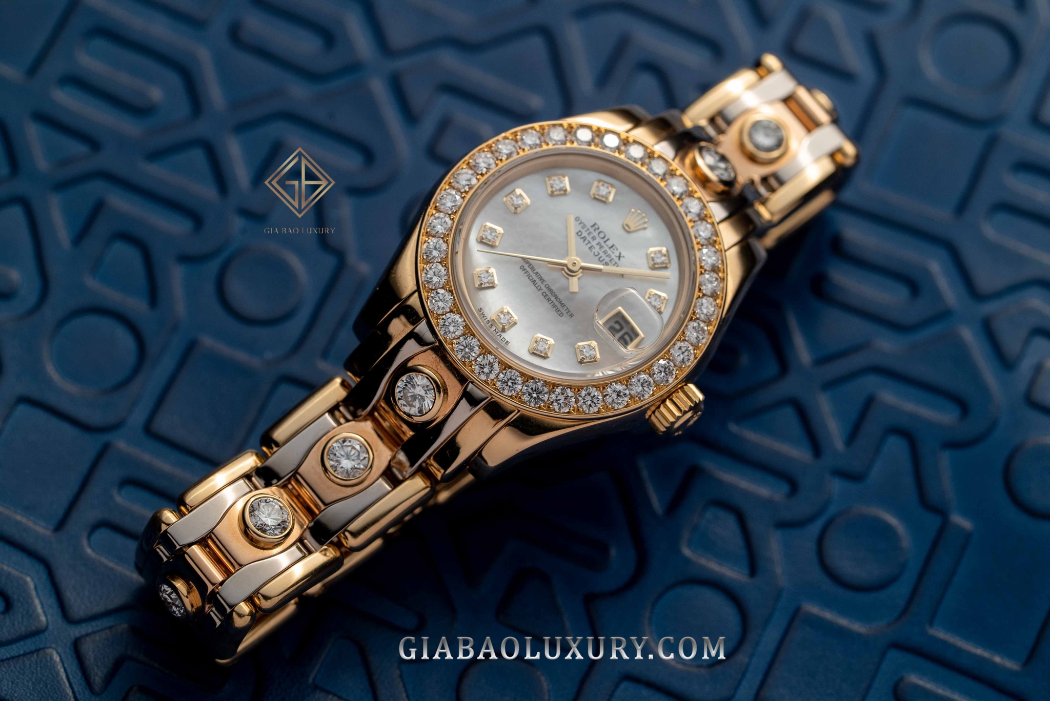 Đồng Hồ Rolex Pearlmaster 29 80298 Mặt Số Vỏ Trai
