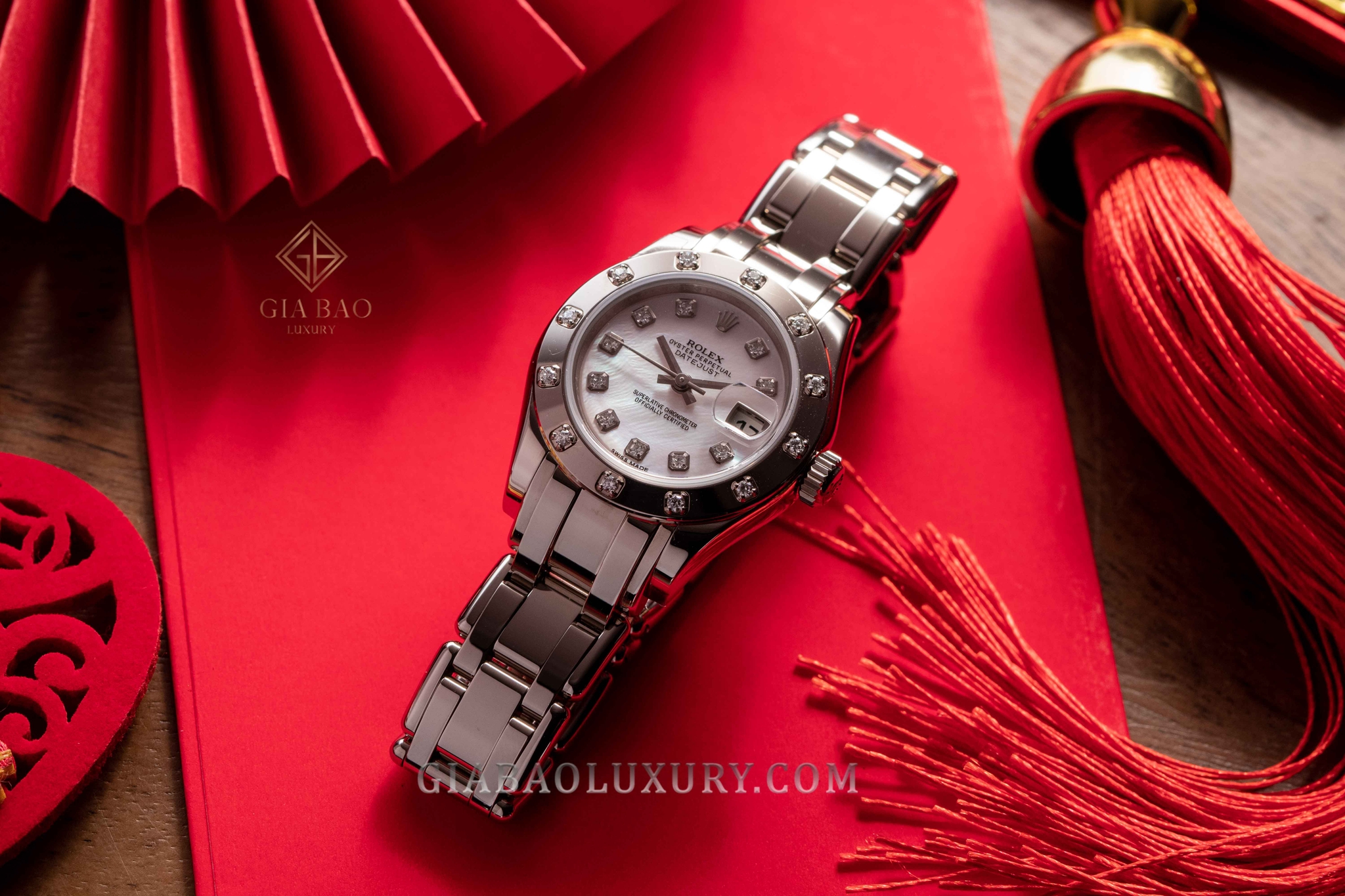 Đồng Hồ Rolex Pearlmaster 29 80319 Mặt Số Vỏ Trai Trắng