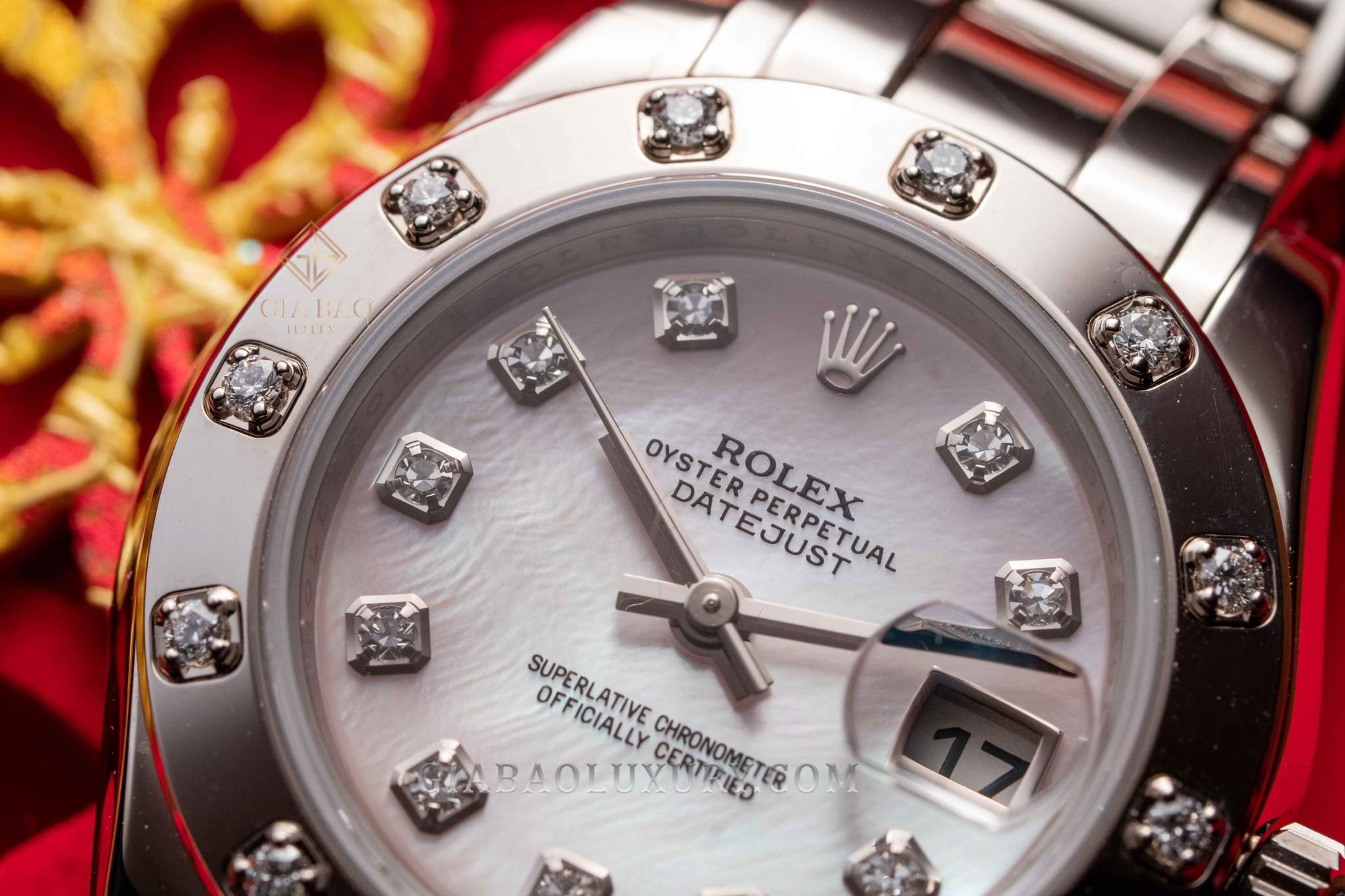 Đồng Hồ Rolex Pearlmaster 29 80319 Mặt Số Vỏ Trai Trắng