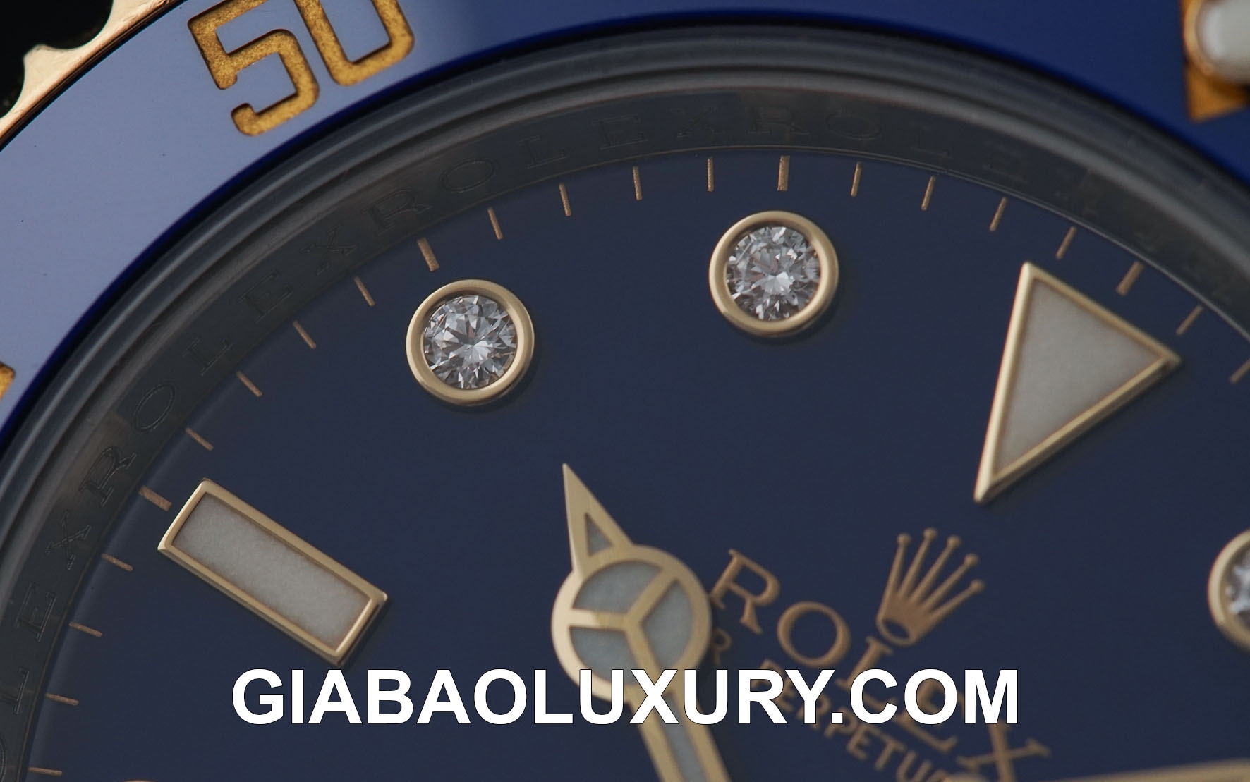 Đồng hồ Rolex Submariner Date 116613 cọc số kim cương siêu hiếm