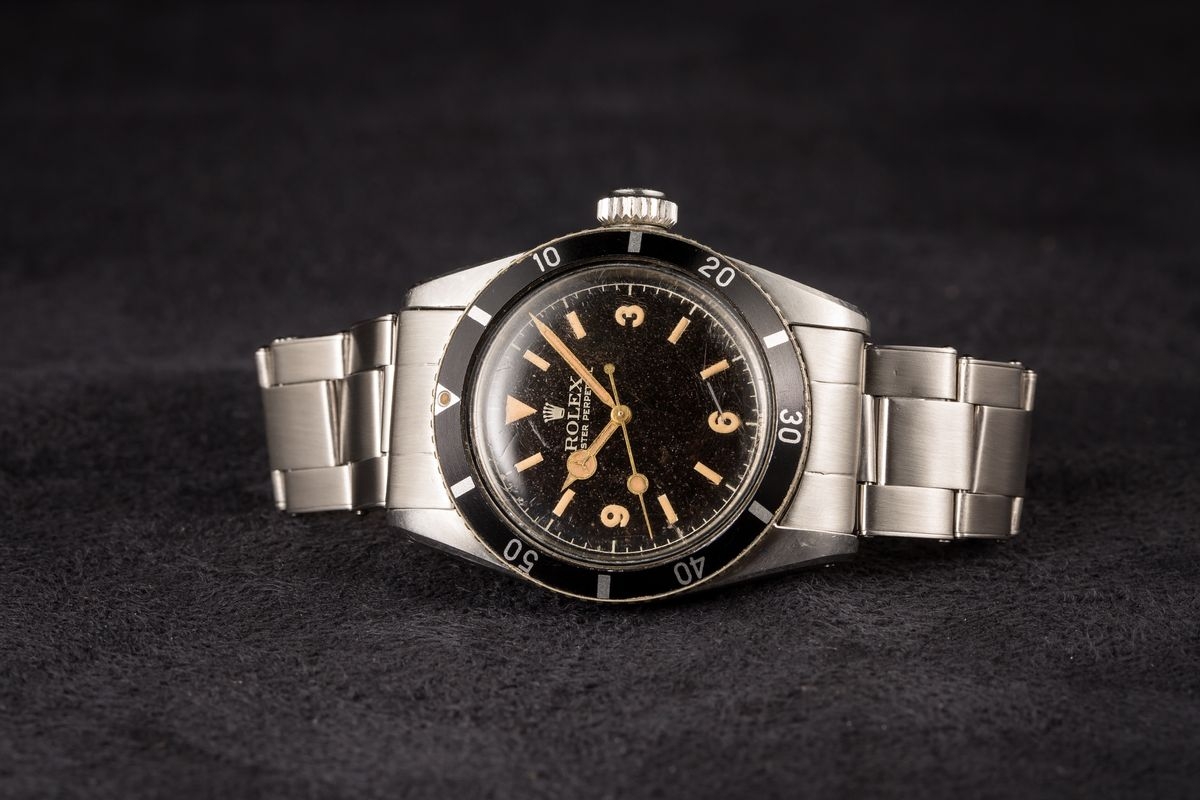 Hướng dẫn mua đồng hồ Rolex Submariner mới nhất 2020 - 2021