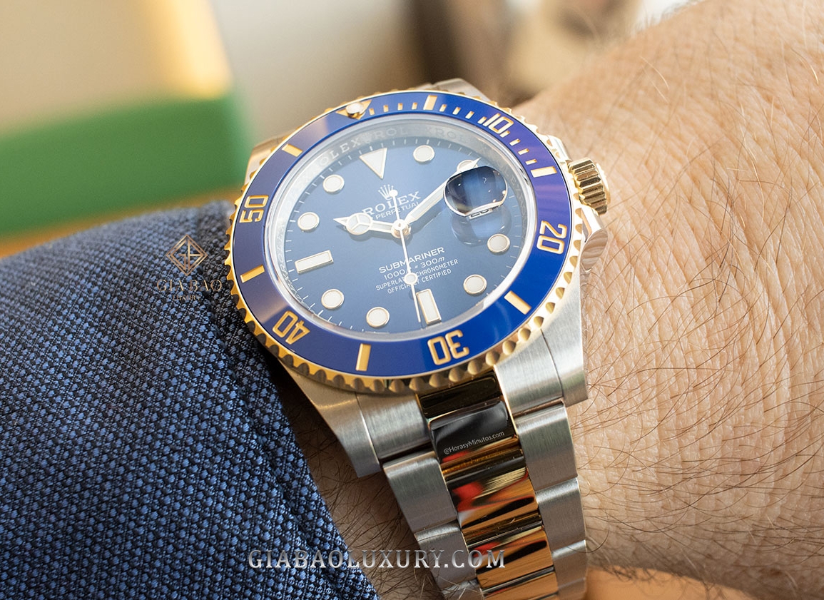  Đồng hồ Rolex Submariner 126613LB Mặt Số Xanh Dương