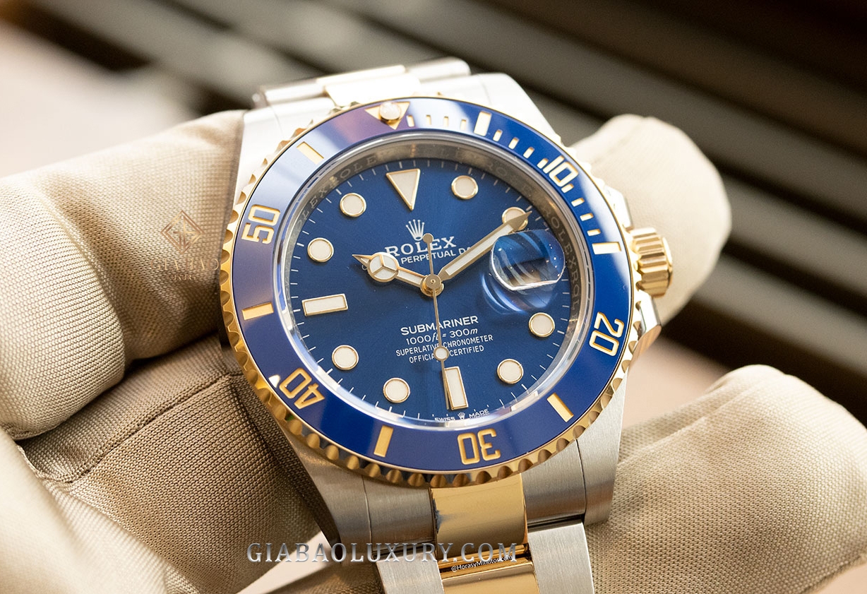  Đồng hồ Rolex Submariner 126613LB Mặt Số Xanh Dương