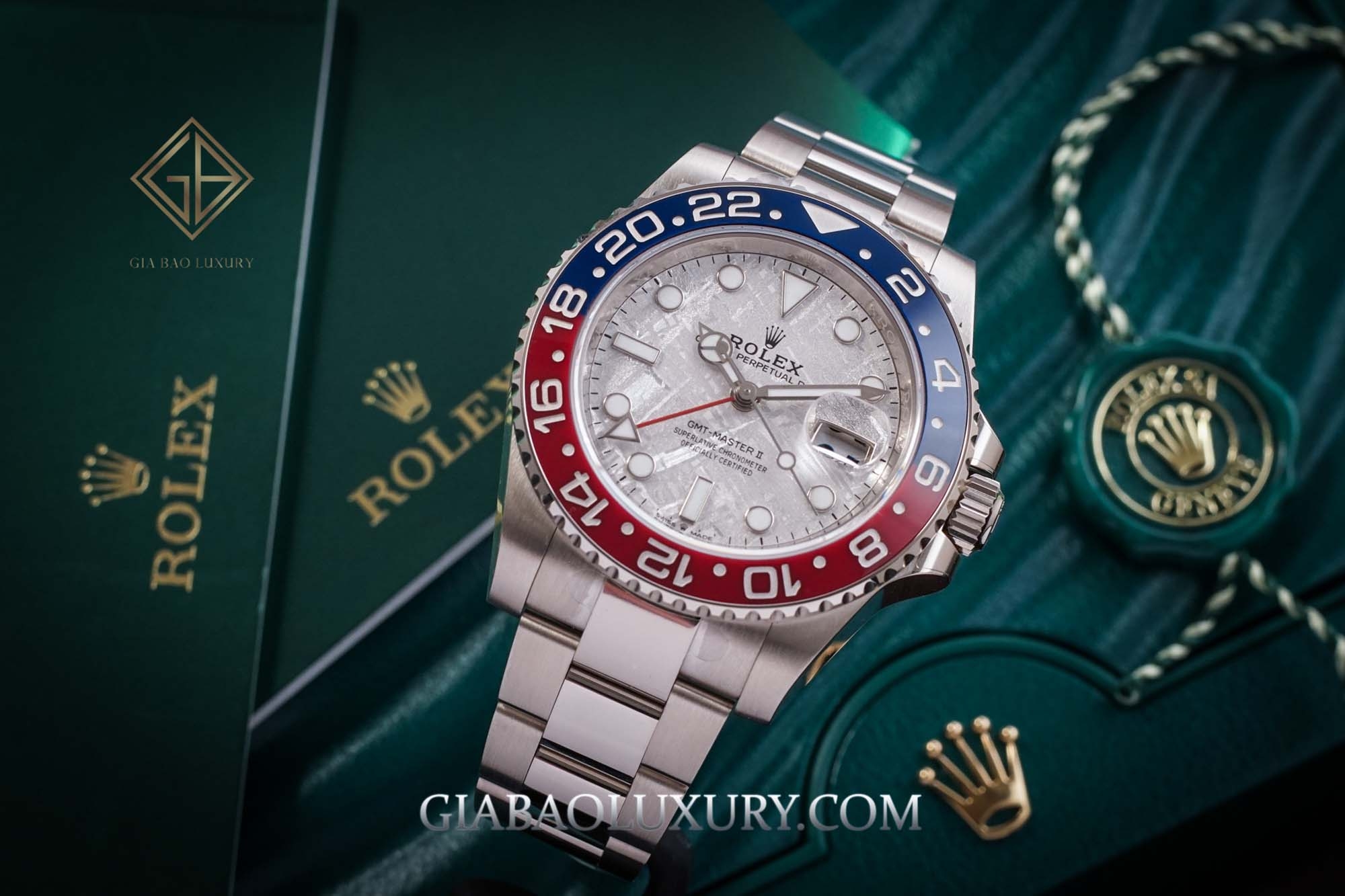 Review đồng hồ Rolex GMT-Master II 126719BLRO