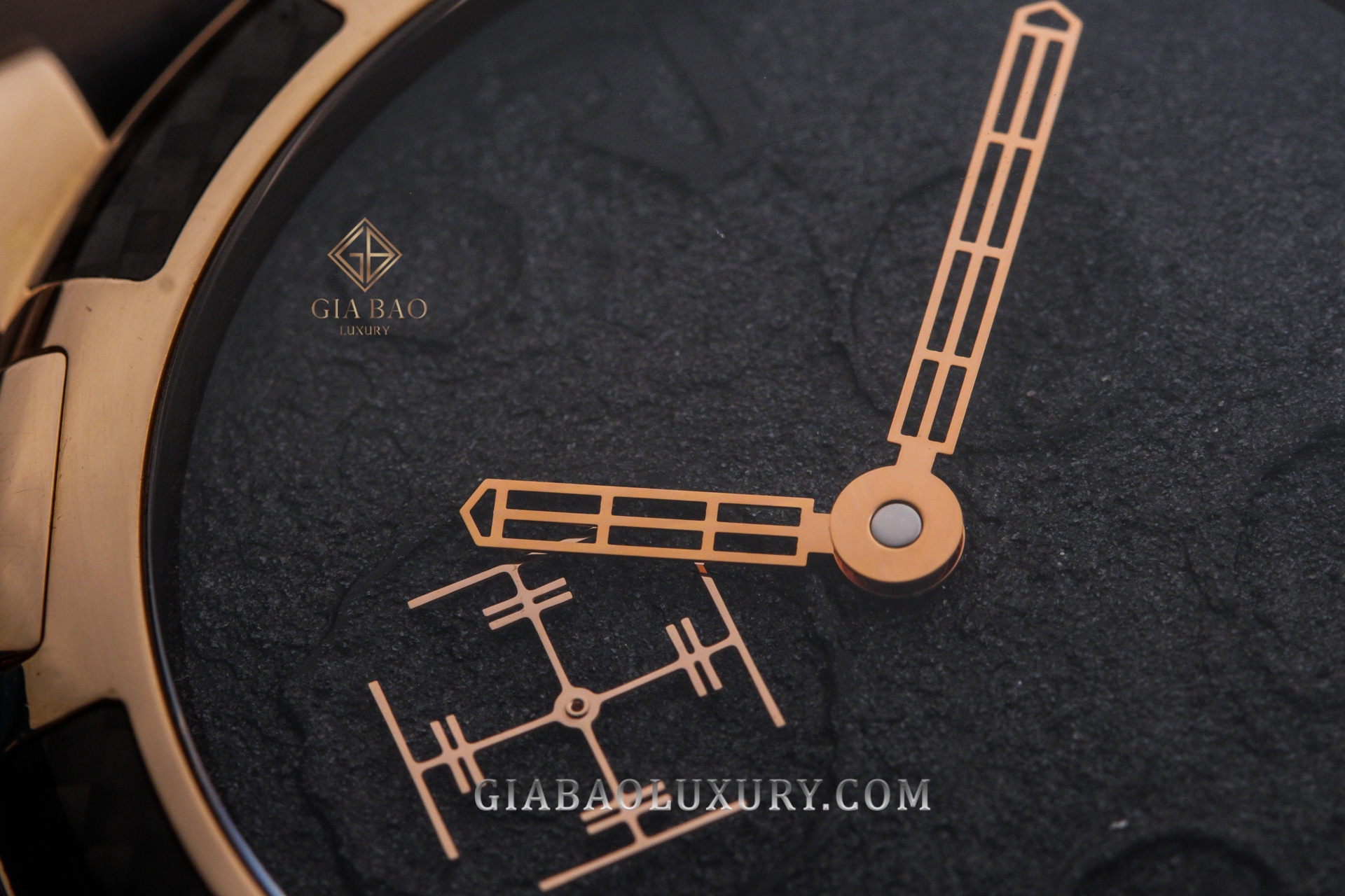 Đồng Hồ Romain Jerome Moondust Gold Mood  MB.F2.22BB.00