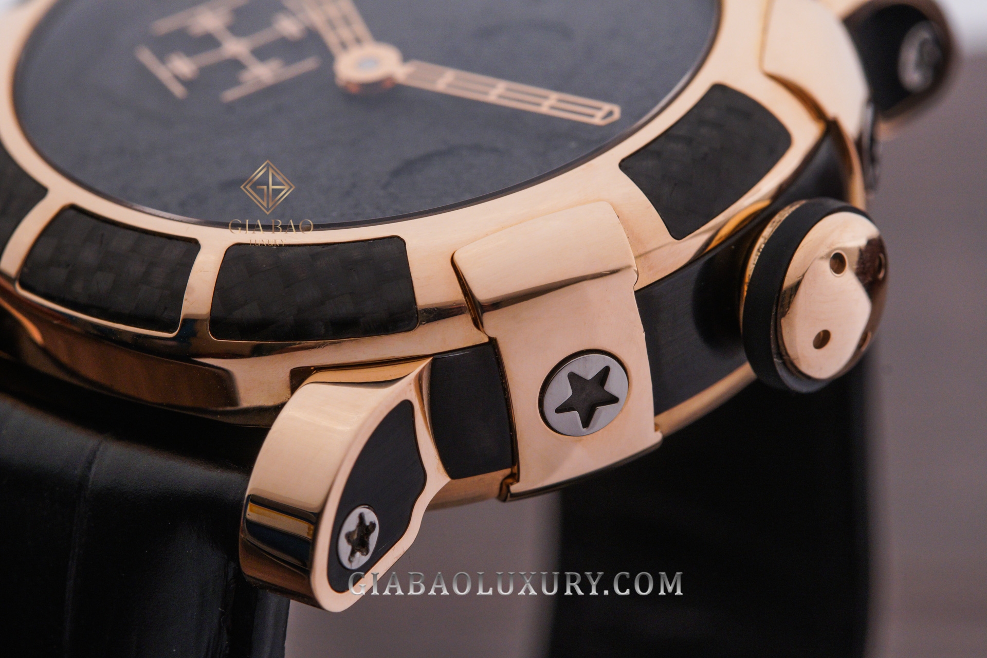 Romain Jerome Moondust Gold Mood Black MB.F2.22BB.00