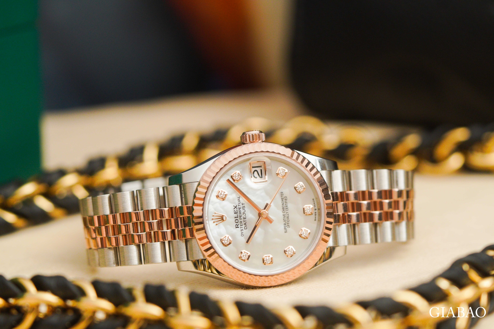Đồng Hồ Rolex Datejust 31 278271 Mặt Số Vỏ Trai Trắng