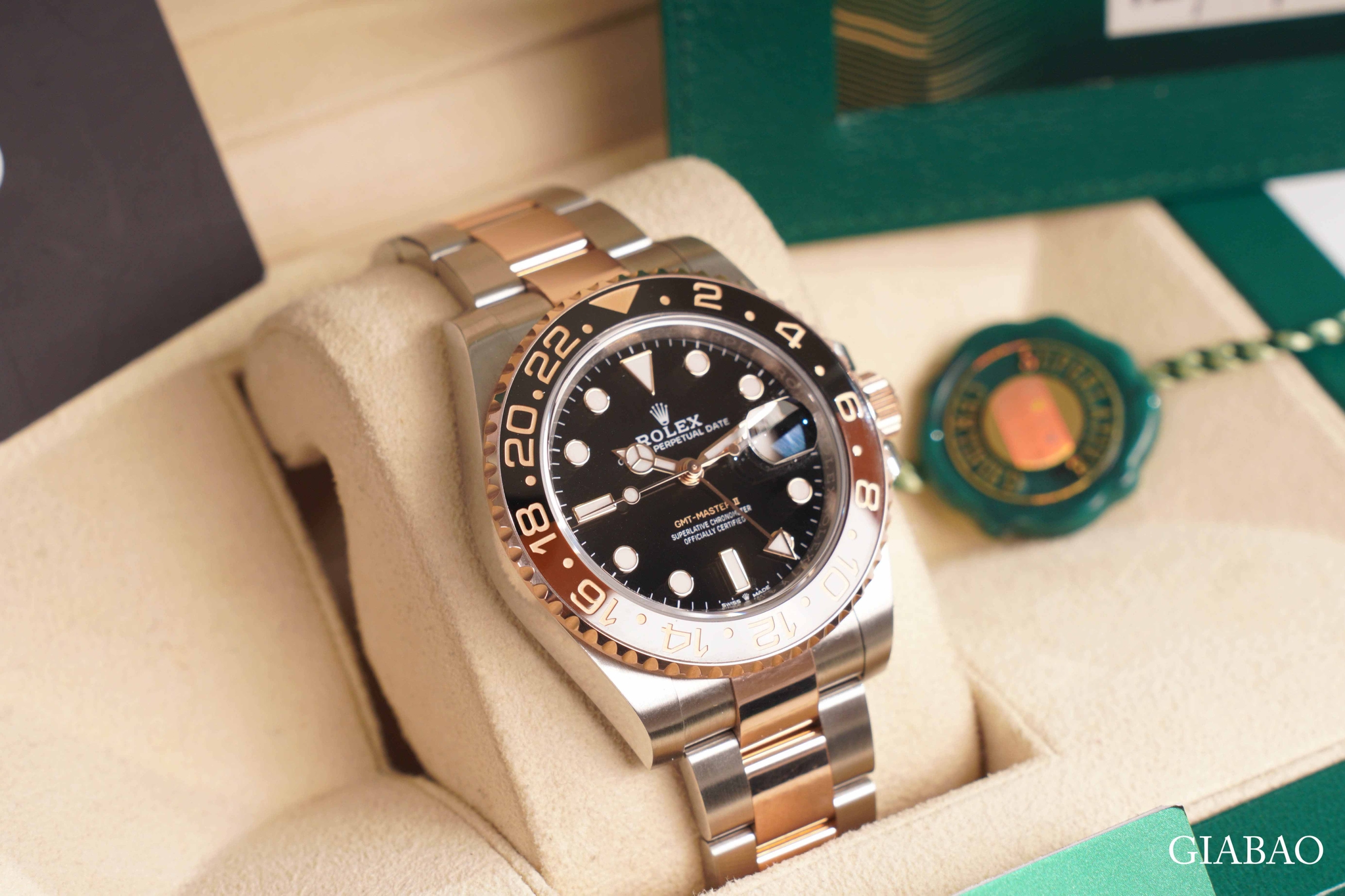 Đồng Hồ Rolex GMT-Master II 126711CHNR