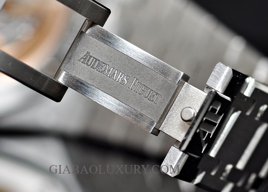 Đồng hồ Audemars Piguet Royal Oak Perpetual Calendar 26574ST.OO.1220ST.02