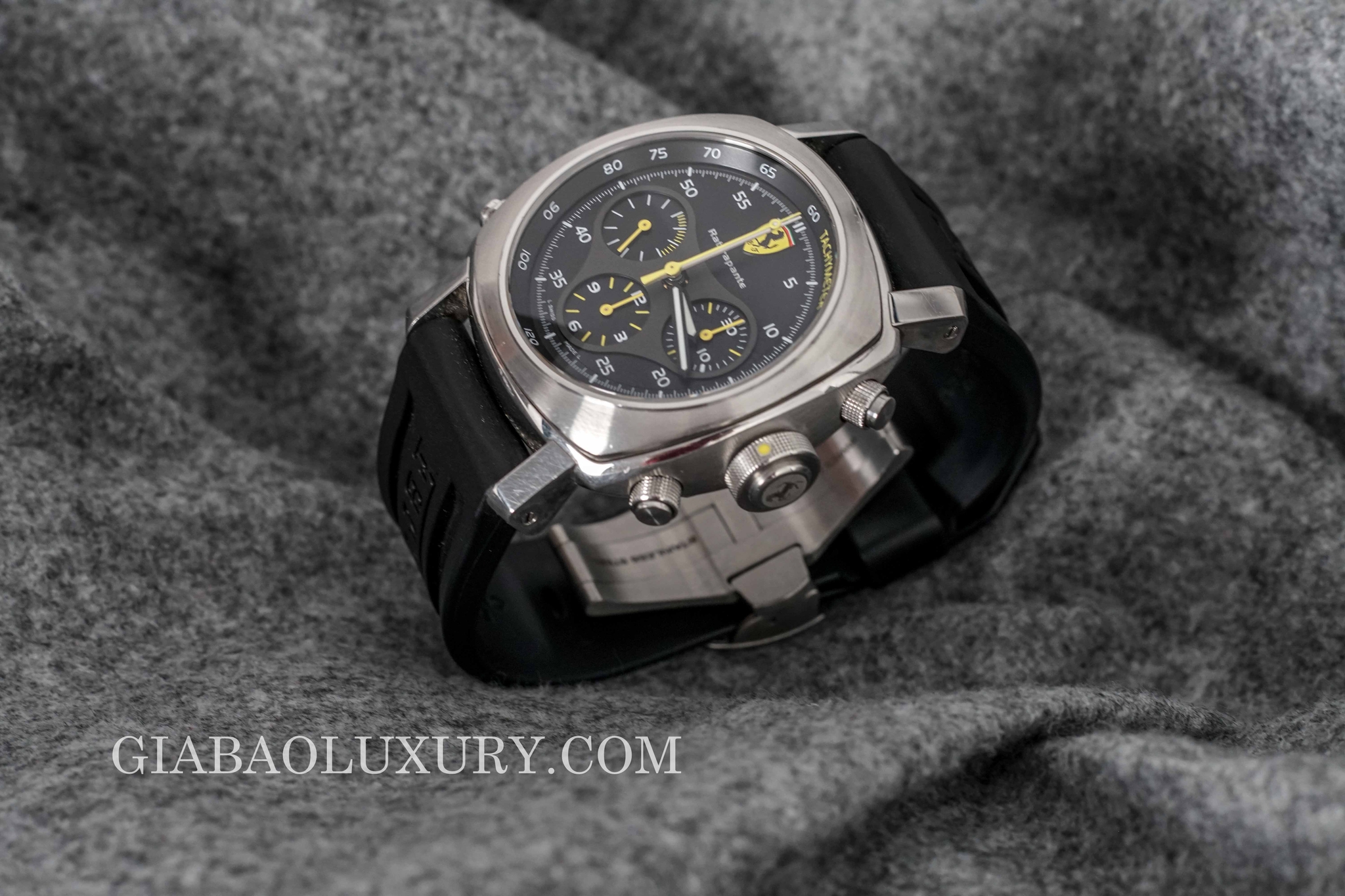 đồng hồ panerai ferrari