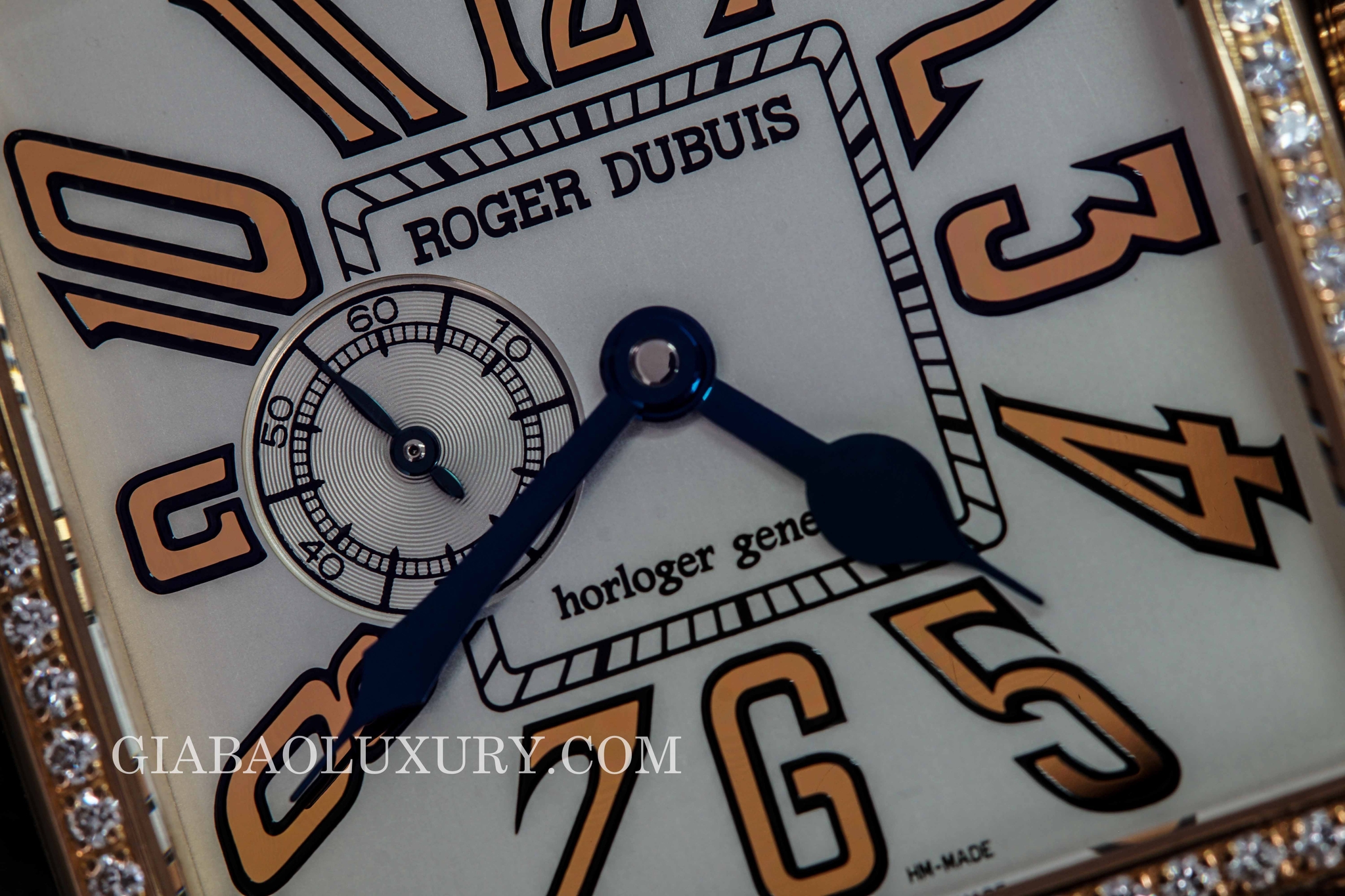 đồng hồ Roger Dubuis