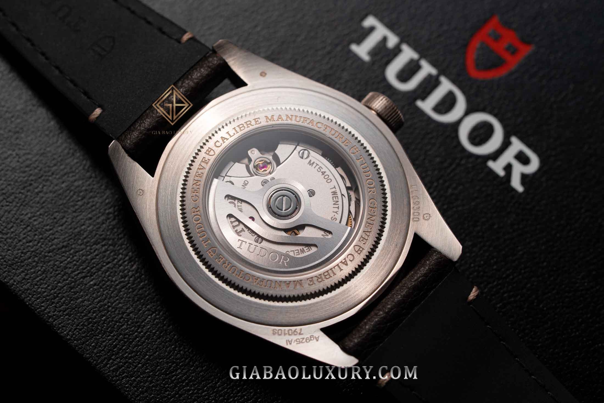 đồng hồ Tudor Black Bay Fifty-Eight 925 ref. 79010