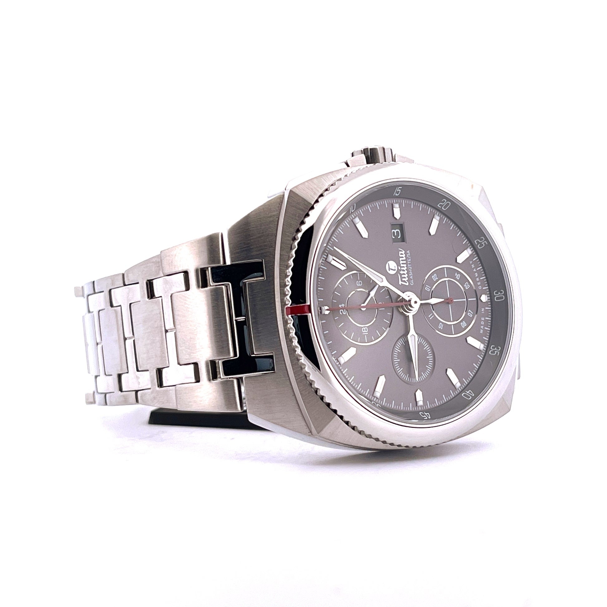 Đồng hồ đeo tay thương hiệu Tutima, dòng sản phẩm Saxon One, Ref no: 6420-01, mặt số than Anthracite, size 43mm, máy tự động, vỏ và dây đồng hồ bằng thép không gỉ, hàng mới 100%