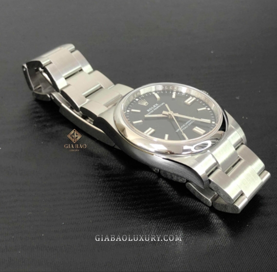 Đồng Hồ Rolex Oyster Perpetual 36 126000 Mặt Số Đen