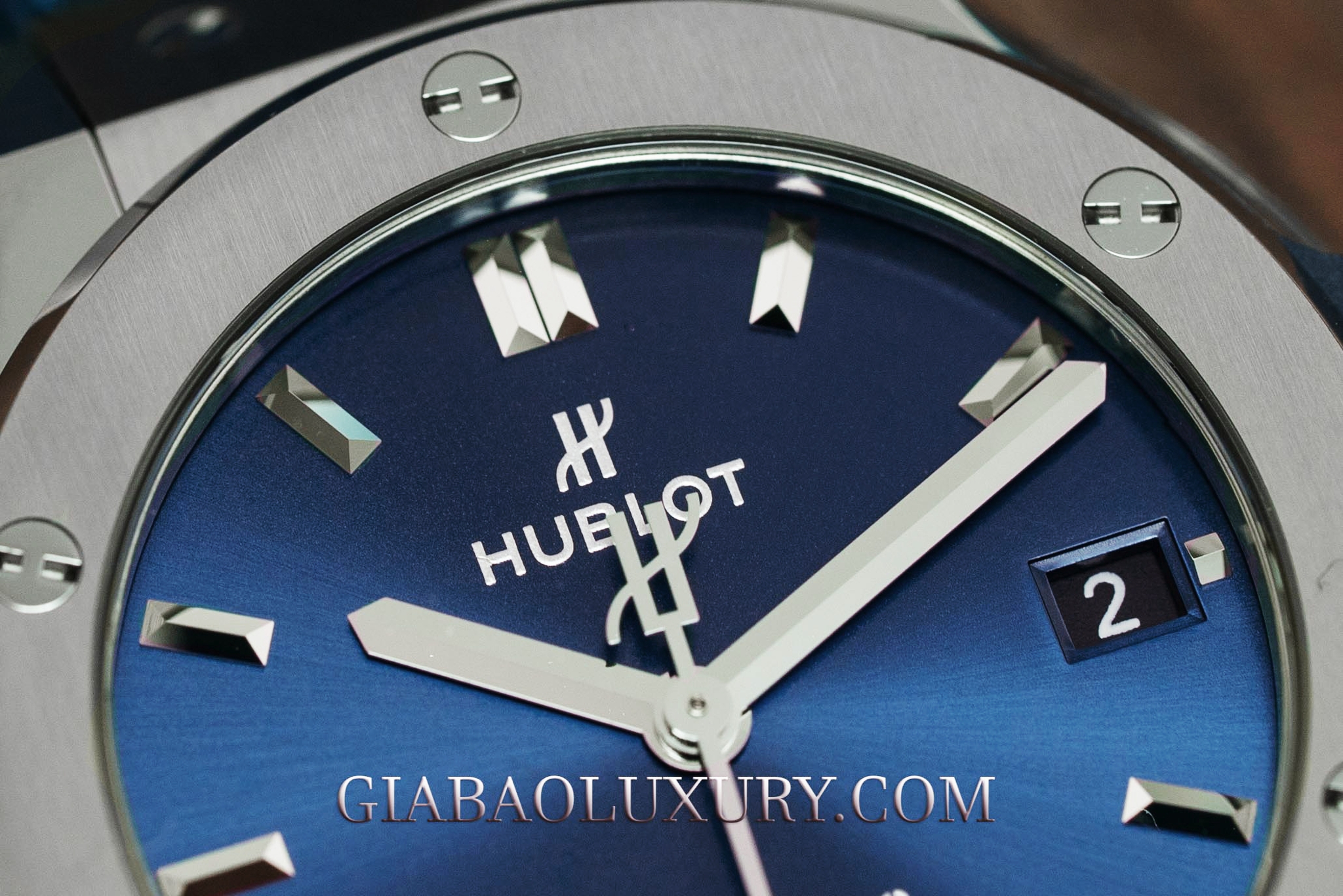 Đồng hồ Hublot Classic Fusion Titanium Automatic 38mm 565.NX.7170.LR