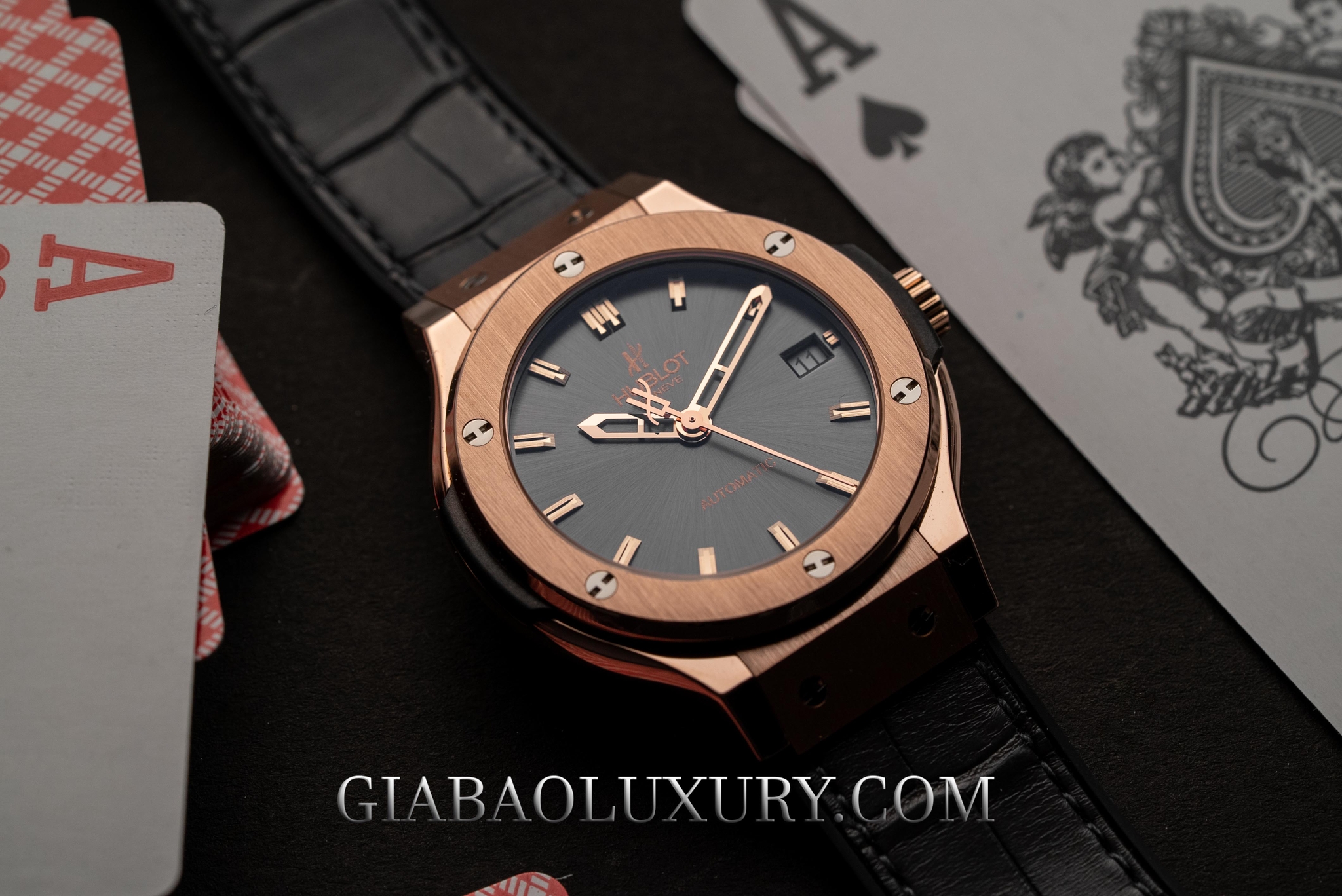 Đồng Hồ Hublot Classic Fusion Grey 38mm 565.PX.7080.LR