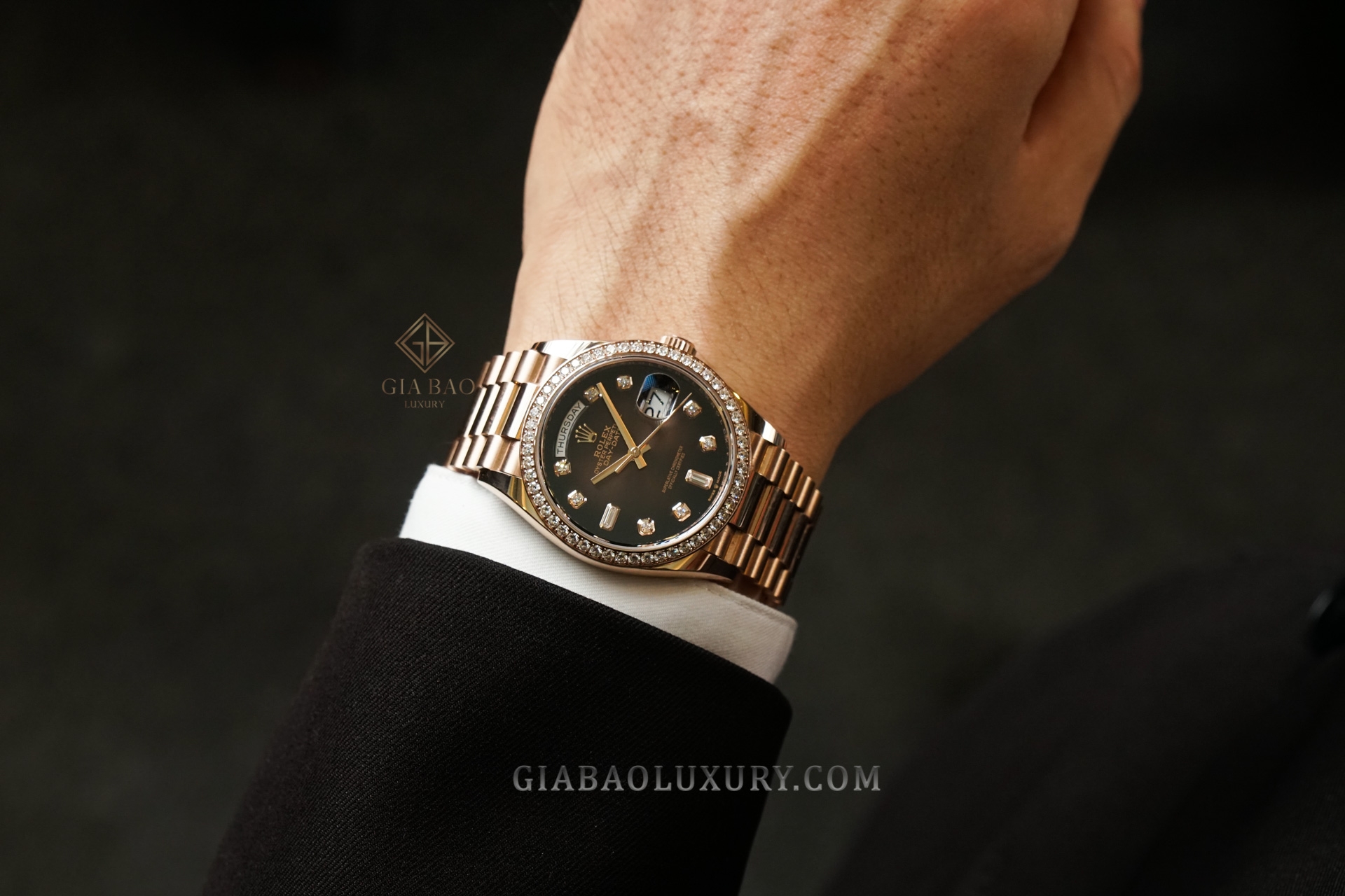 Đồng Hồ Rolex Day-Date 36 128345RBR Mặt Số Ombré Nâu