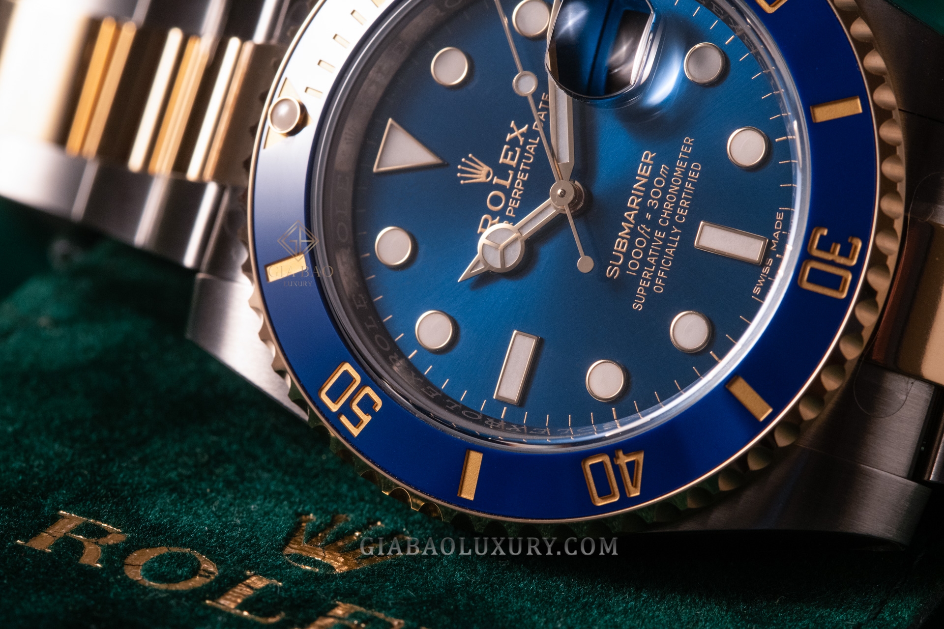 Đồng Hồ Rolex Submariner Date 116613LB