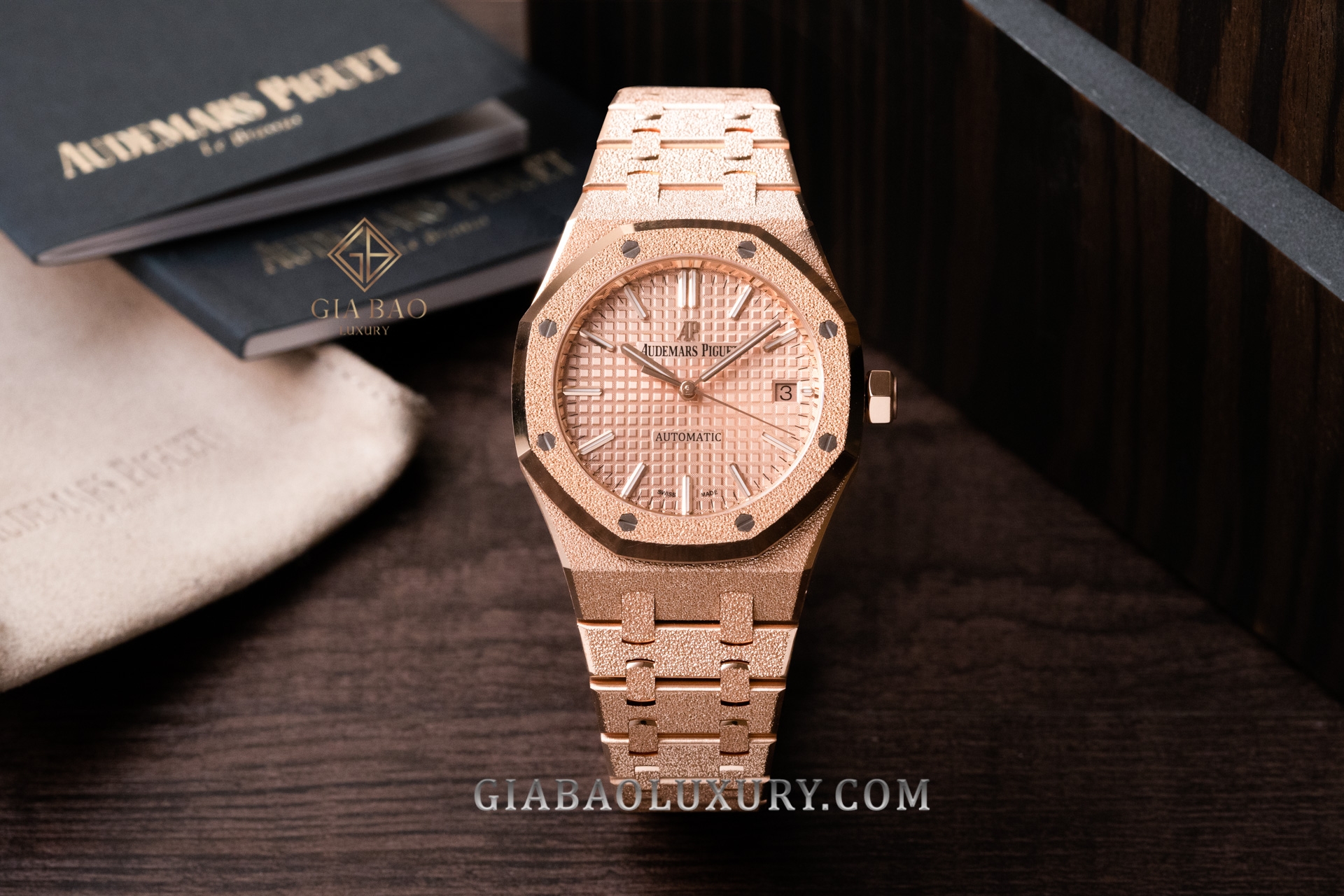 Đồng Hồ Audemars Piguet Royal Oak 37mm 15454OR.GG.1259OR.03