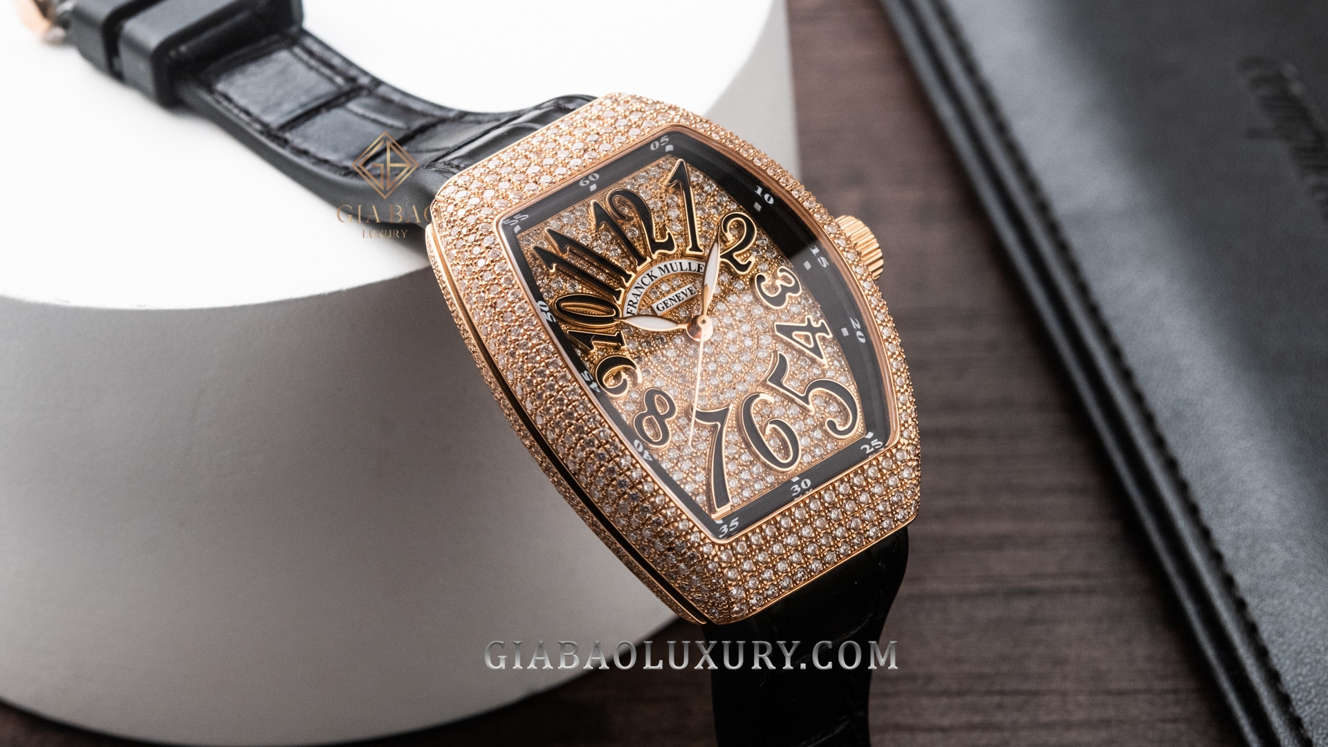 Đồng Hồ Franck Muller Vanguard V 35 SC AT FO D CD (5N.NR)