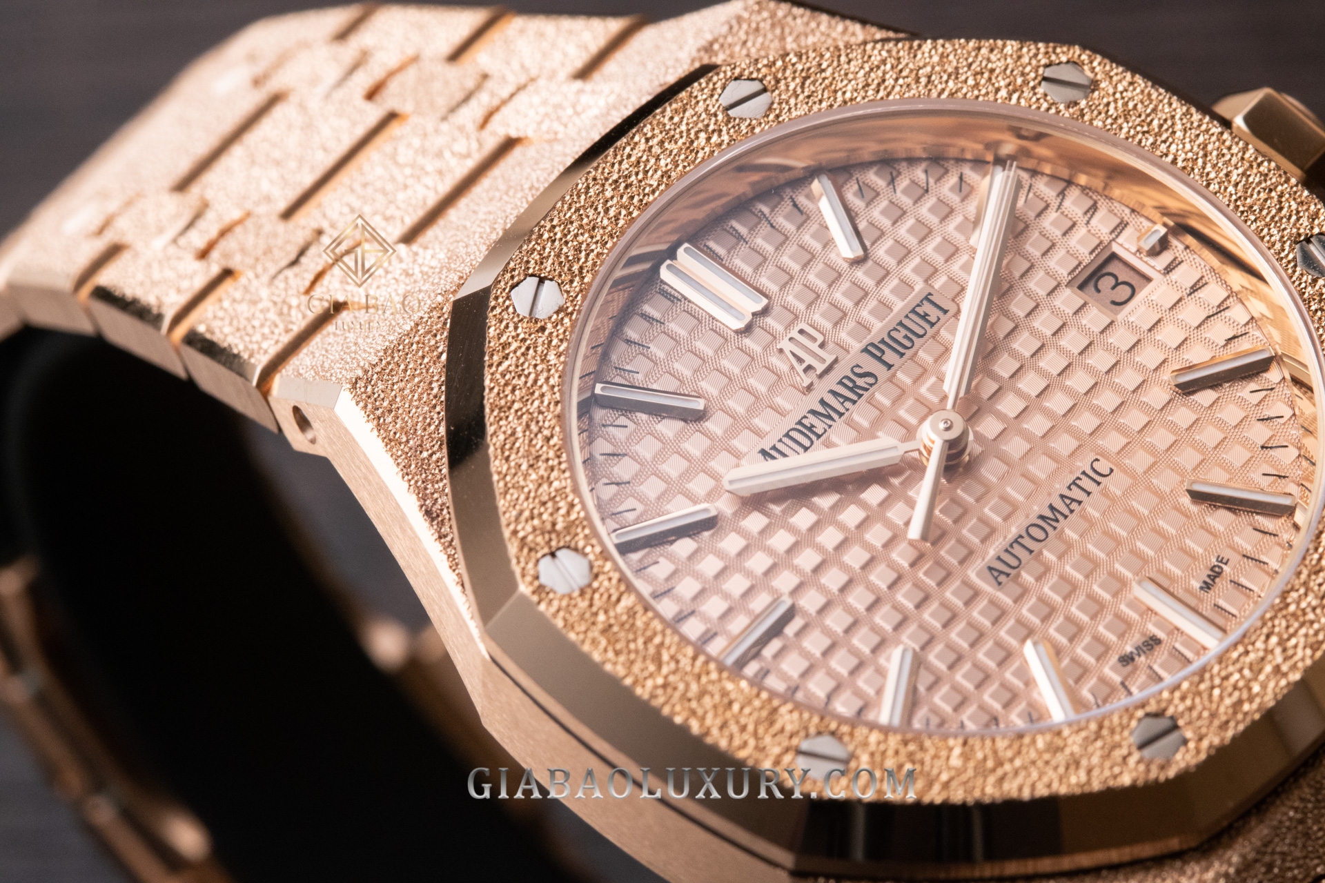 Đồng Hồ Audemars Piguet Royal Oak 37mm 15454OR.GG.1259OR.03