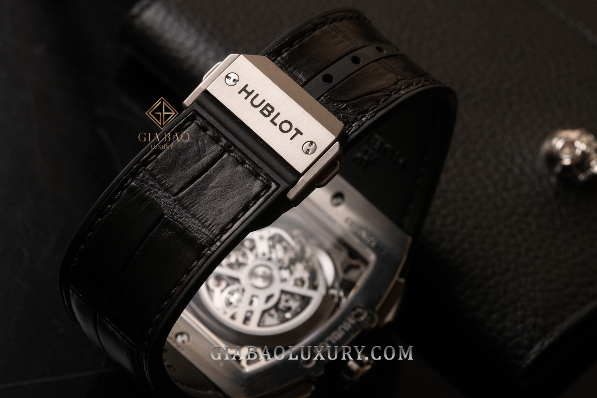 Đồng Hồ Hublot Spirit Of Big Bang 45mm 601.NX.0173.LR.1704