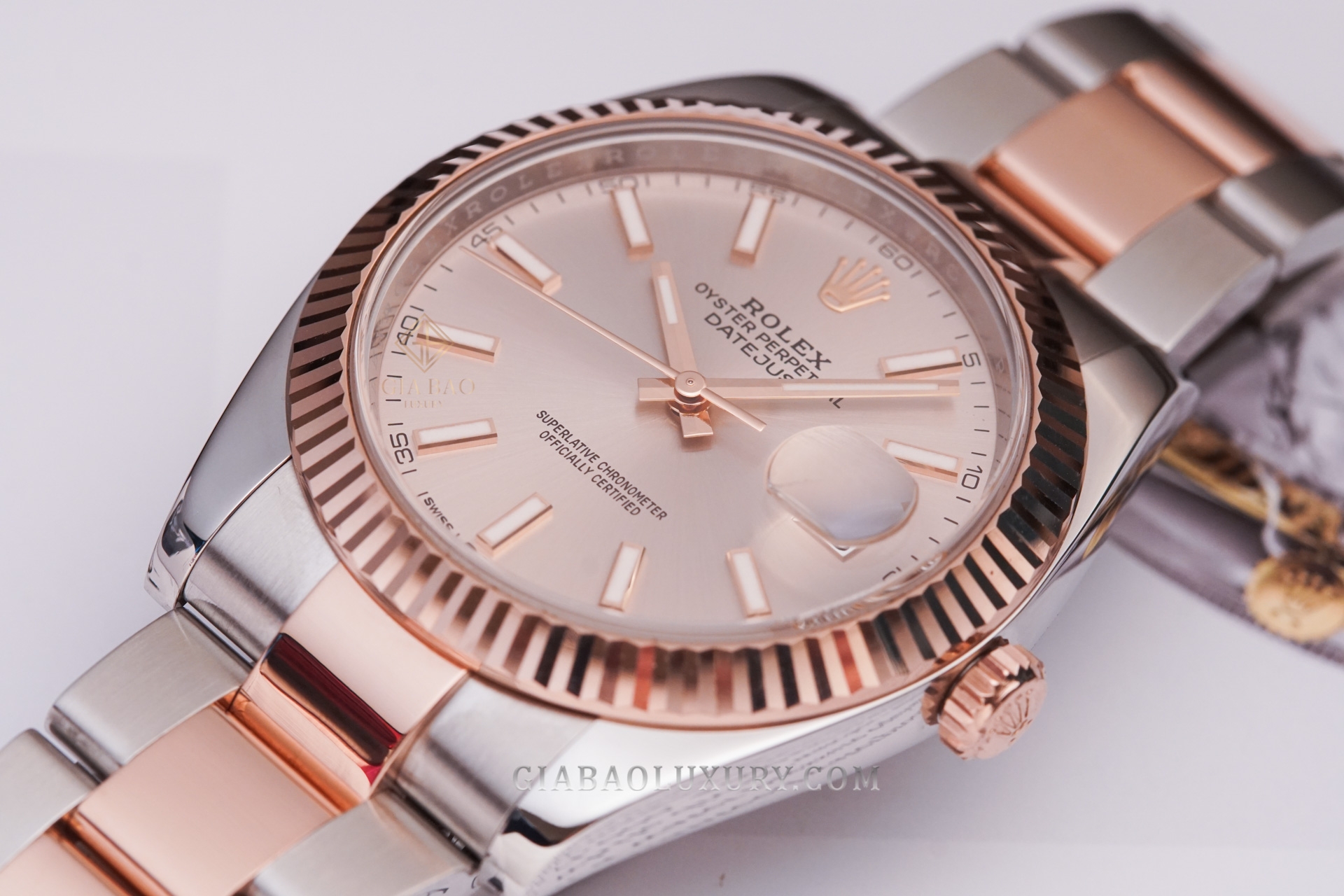 Đồng Hồ Rolex Datejust 41 126331 Mặt Số Sundust Dây Đeo Oyster