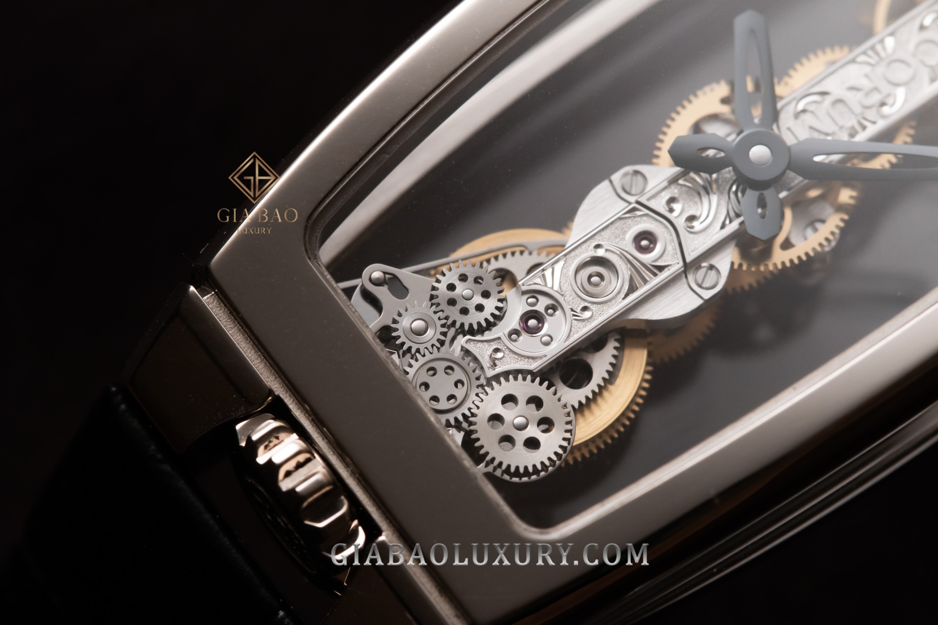 Corum Miss Golden Bridge ref. 113.101.59/0001 0000