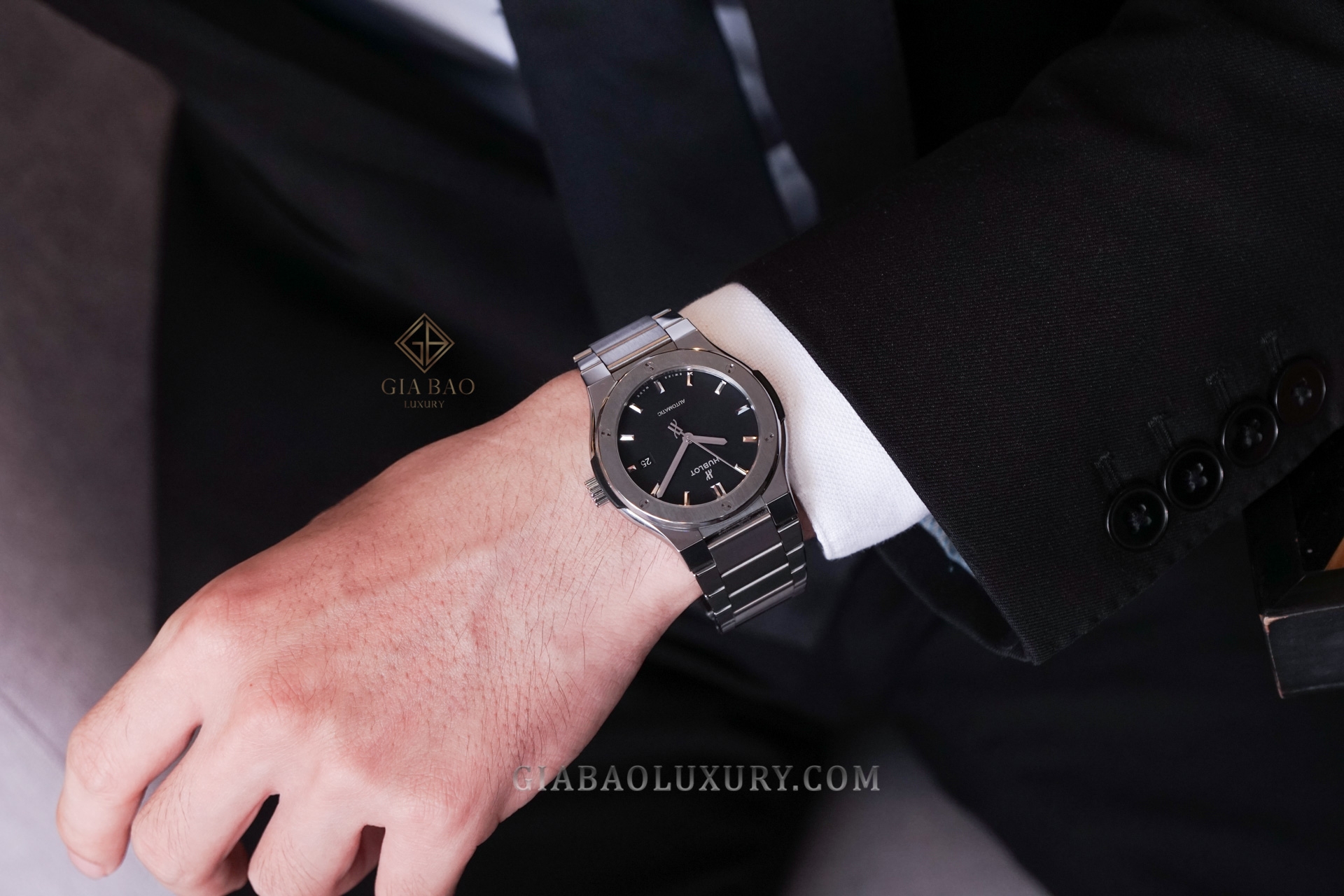 Đồng Hồ Hublot Classic Fusion 548.NX.1170.NX